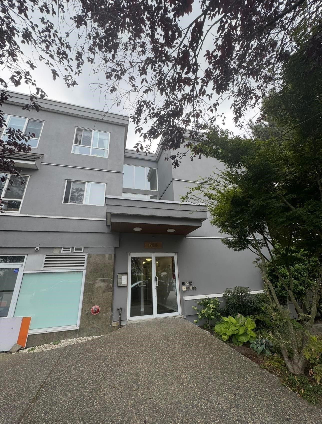 302 - 688 E 56th Avenue, Vancouver