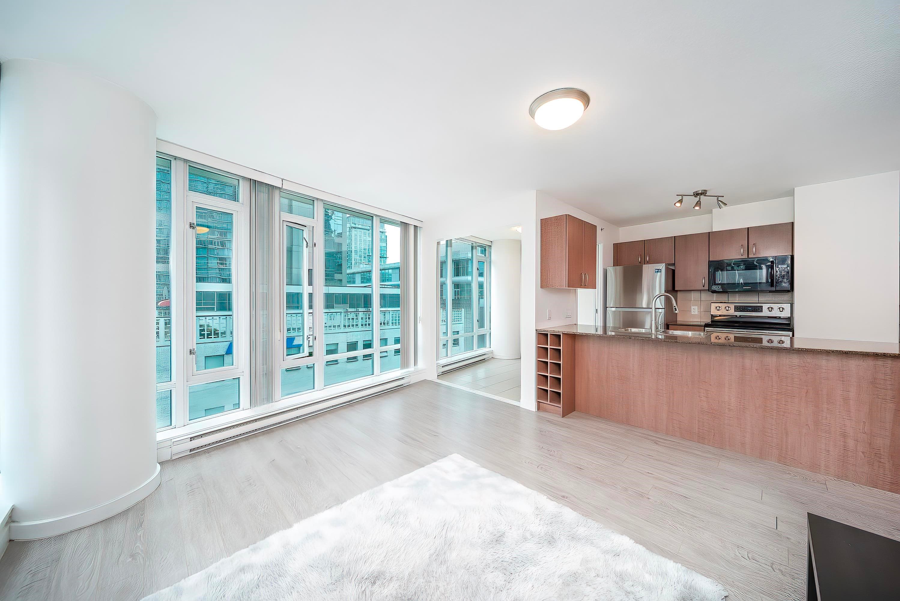 807 - 610 Granville Street, Vancouver, V6C 3T3 — photo 4