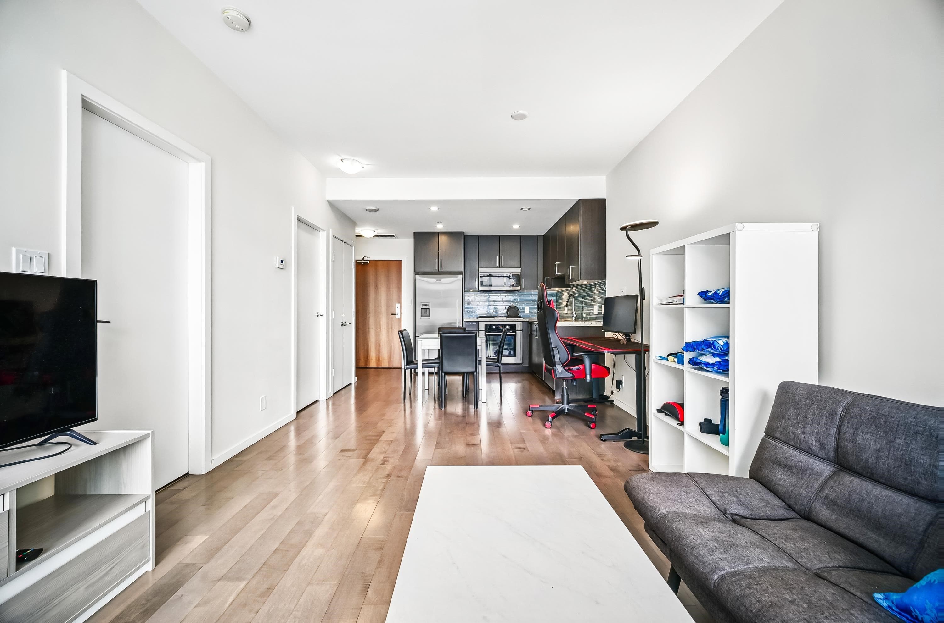 201 - 63 W 2nd Avenue, Vancouver, V5Y 0G8 — photo 2