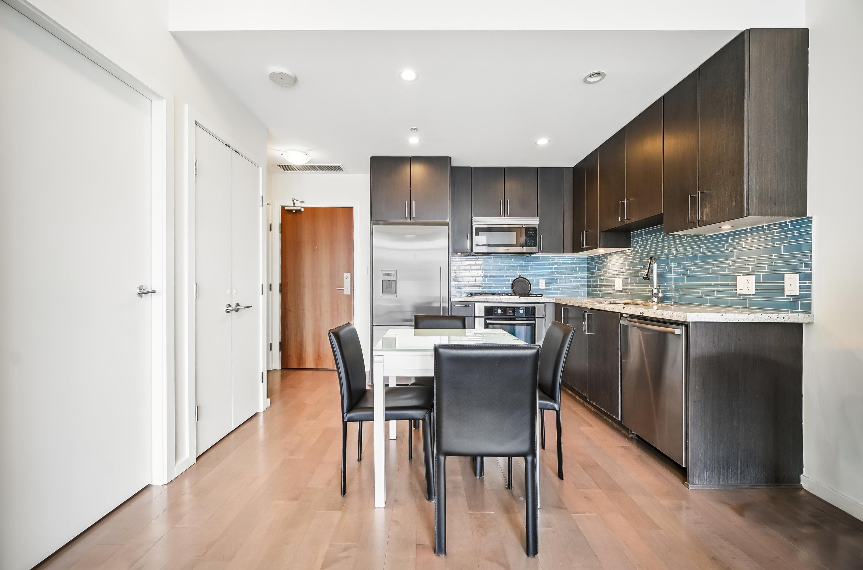 201 - 63 W 2nd Avenue, Vancouver, V5Y 0G8 — photo 3