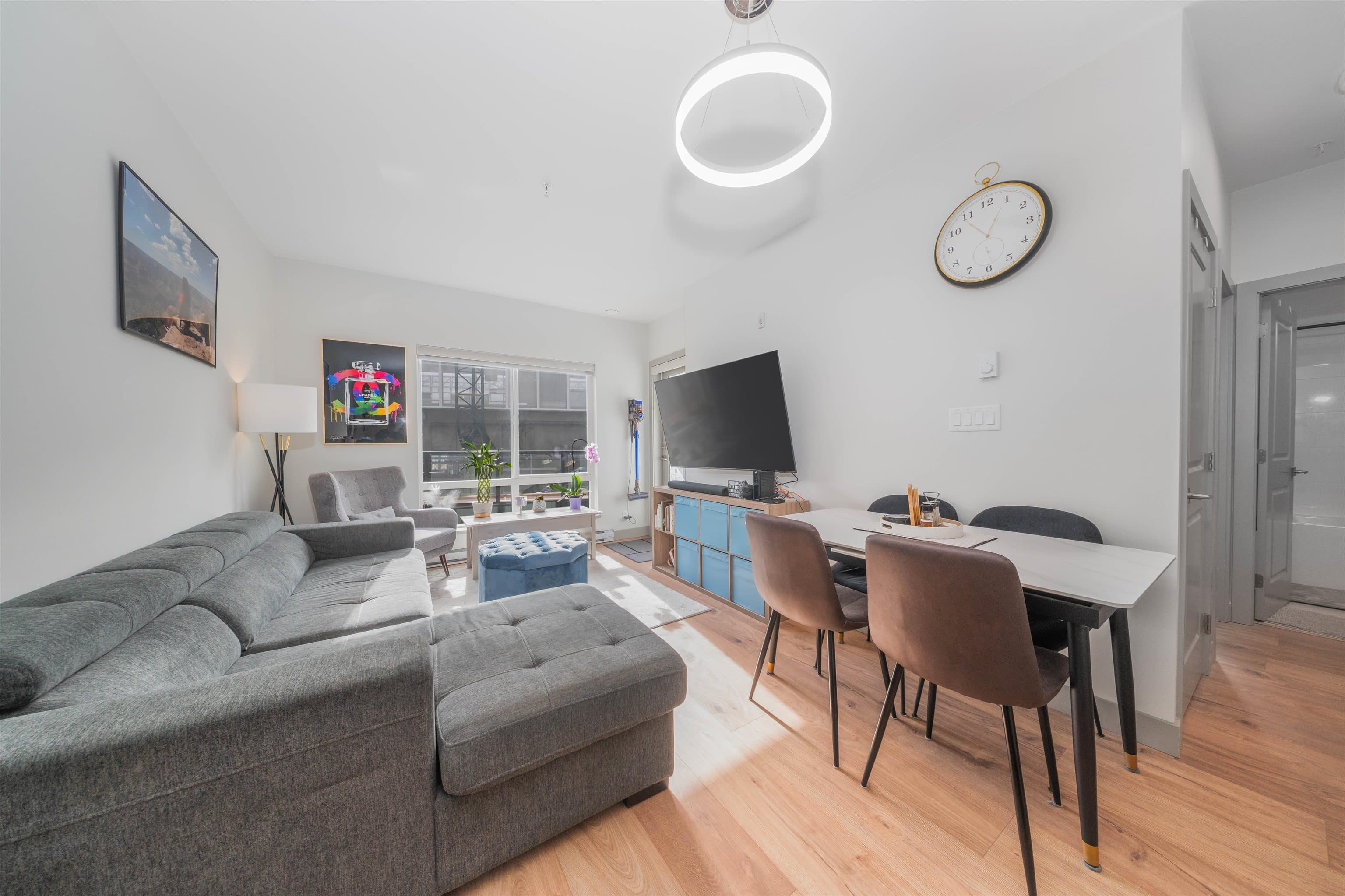 201 - 6968 Royal Oak Avenue, Burnaby, V5J 4J2 — photo 5