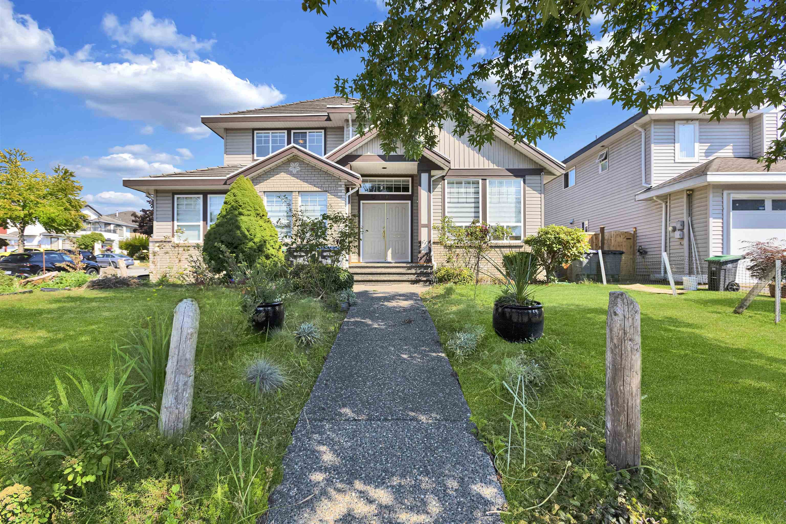 9086 137a Street, Surrey, V3V 7N6 — photo 3