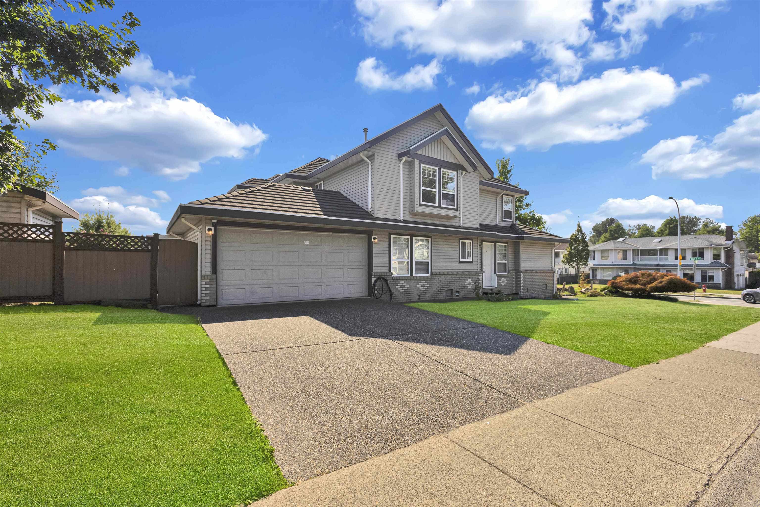 9086 137a Street, Surrey, V3V 7N6 — photo 4