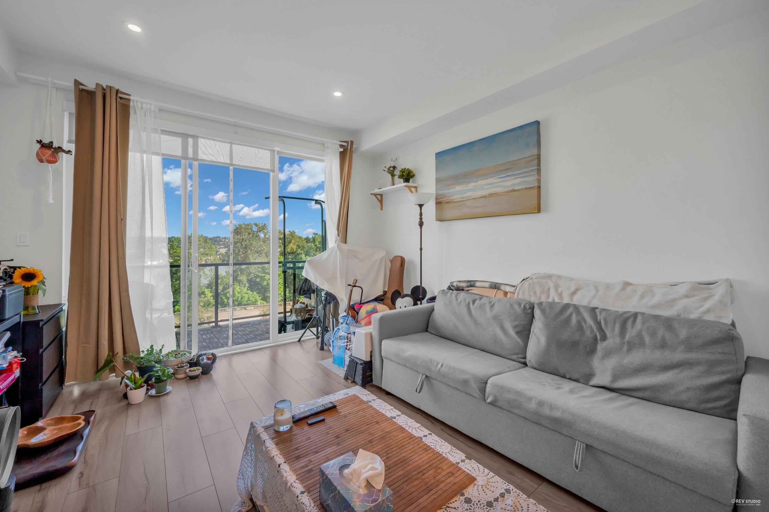 302 - 218 Carnarvon Street, New Westminster, V3L 1B8 — photo 4