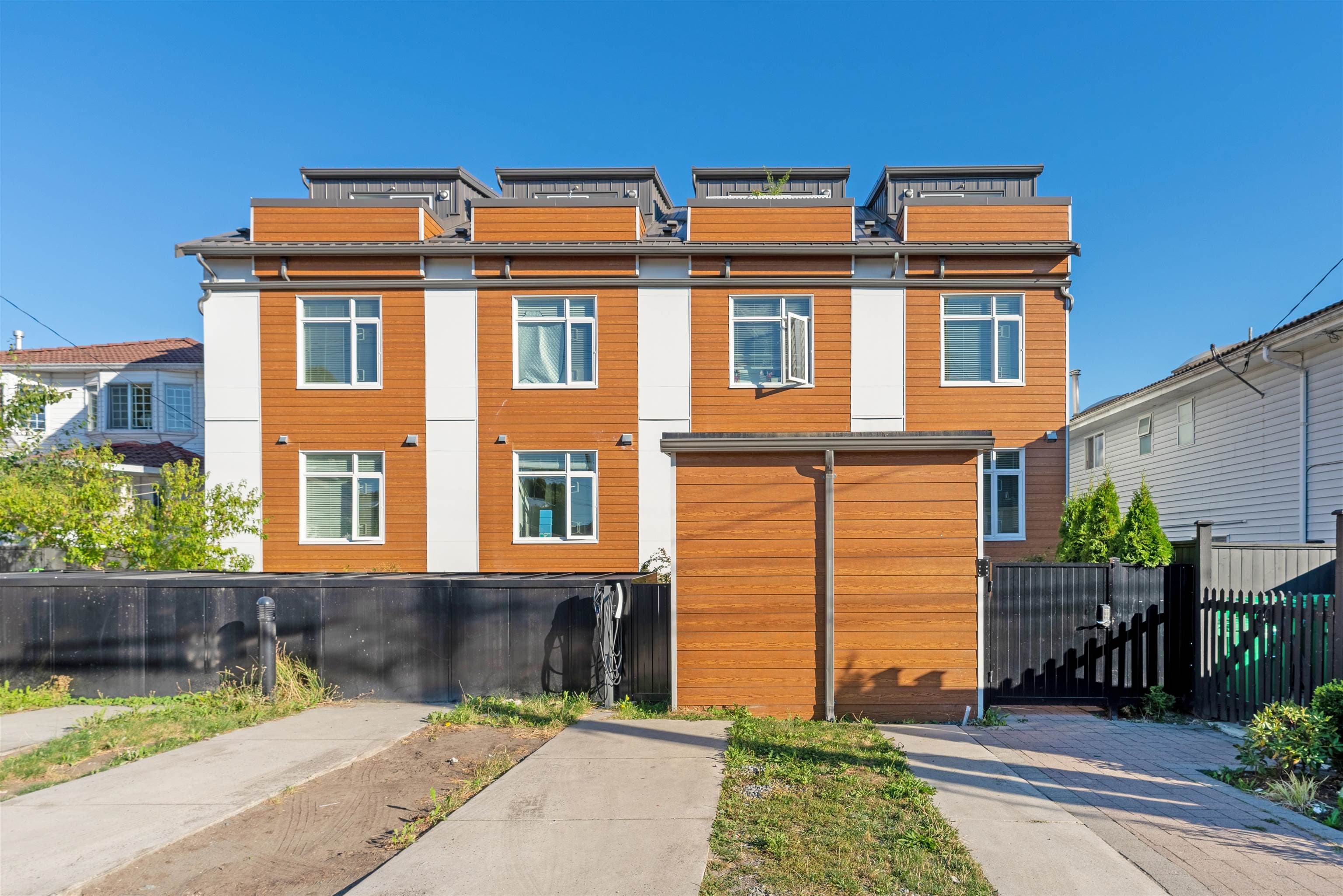 5069 Earles Street, Vancouver, V5R 3R8 — photo 3