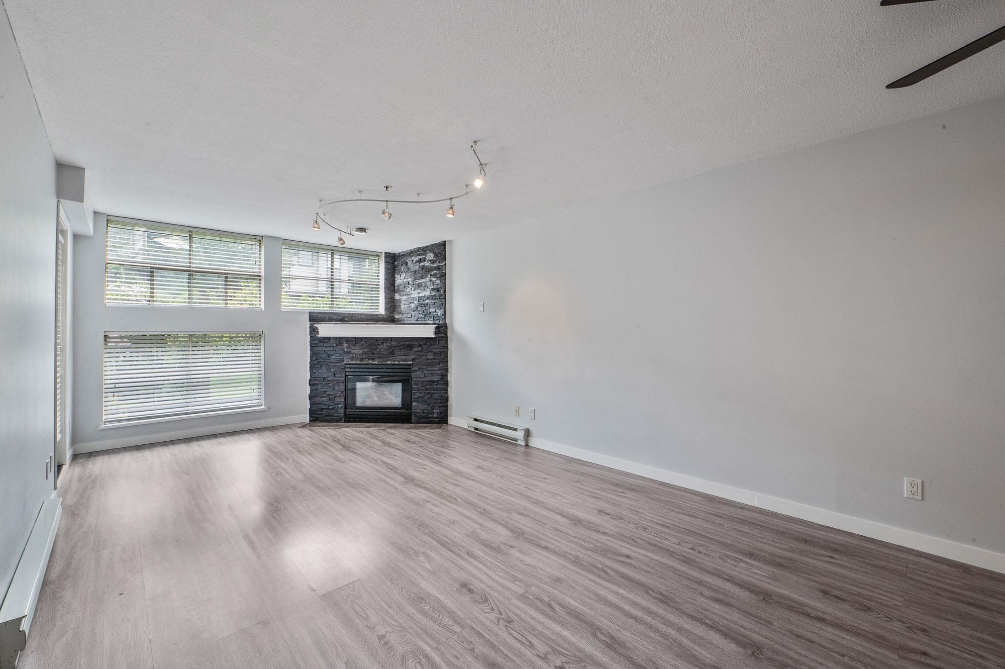107 - 12025 207a Street, Maple Ridge, V2X 0R3 — photo 3