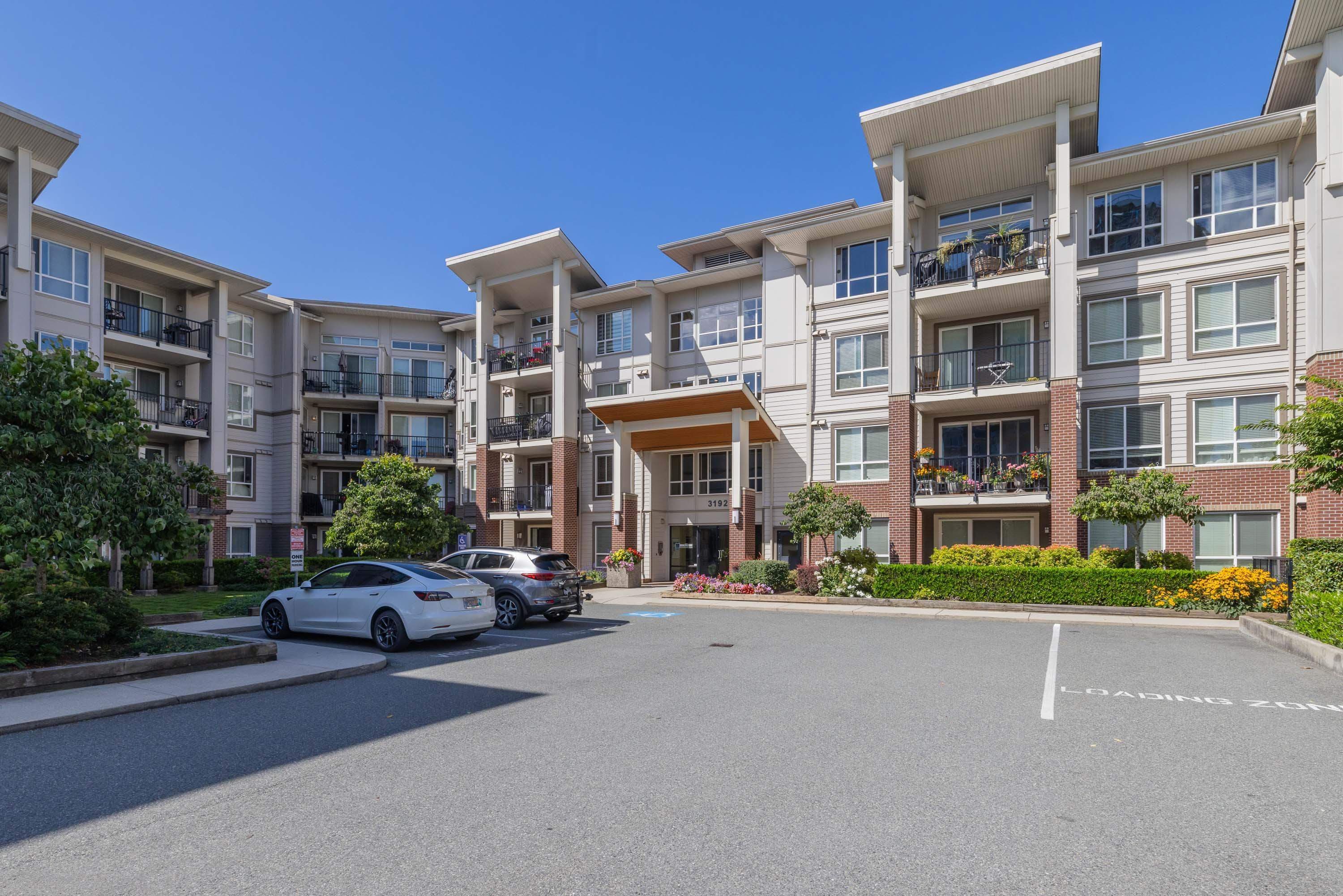 317 - 3192 Gladwin Road, Abbotsford, V2T 6M9 — photo 3