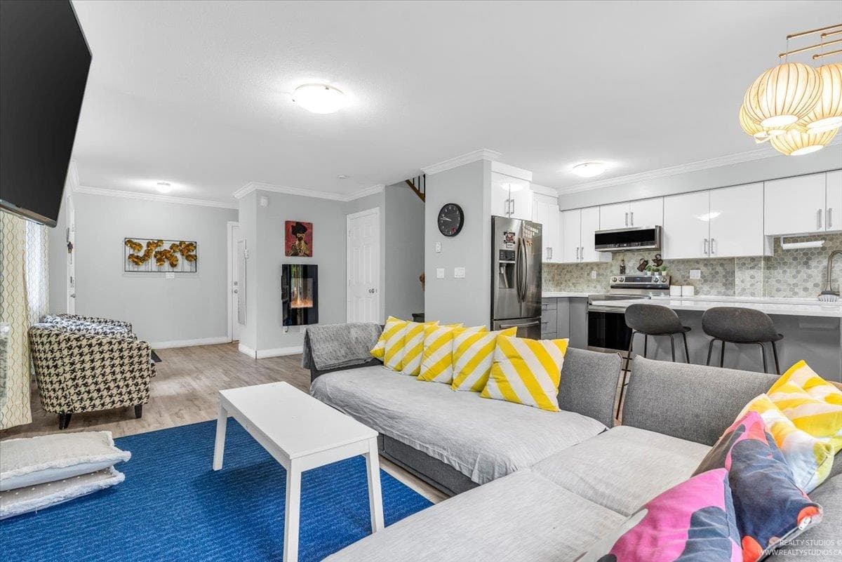 18 - 8255 120a Street, Surrey, V3W 1T2 — photo 4