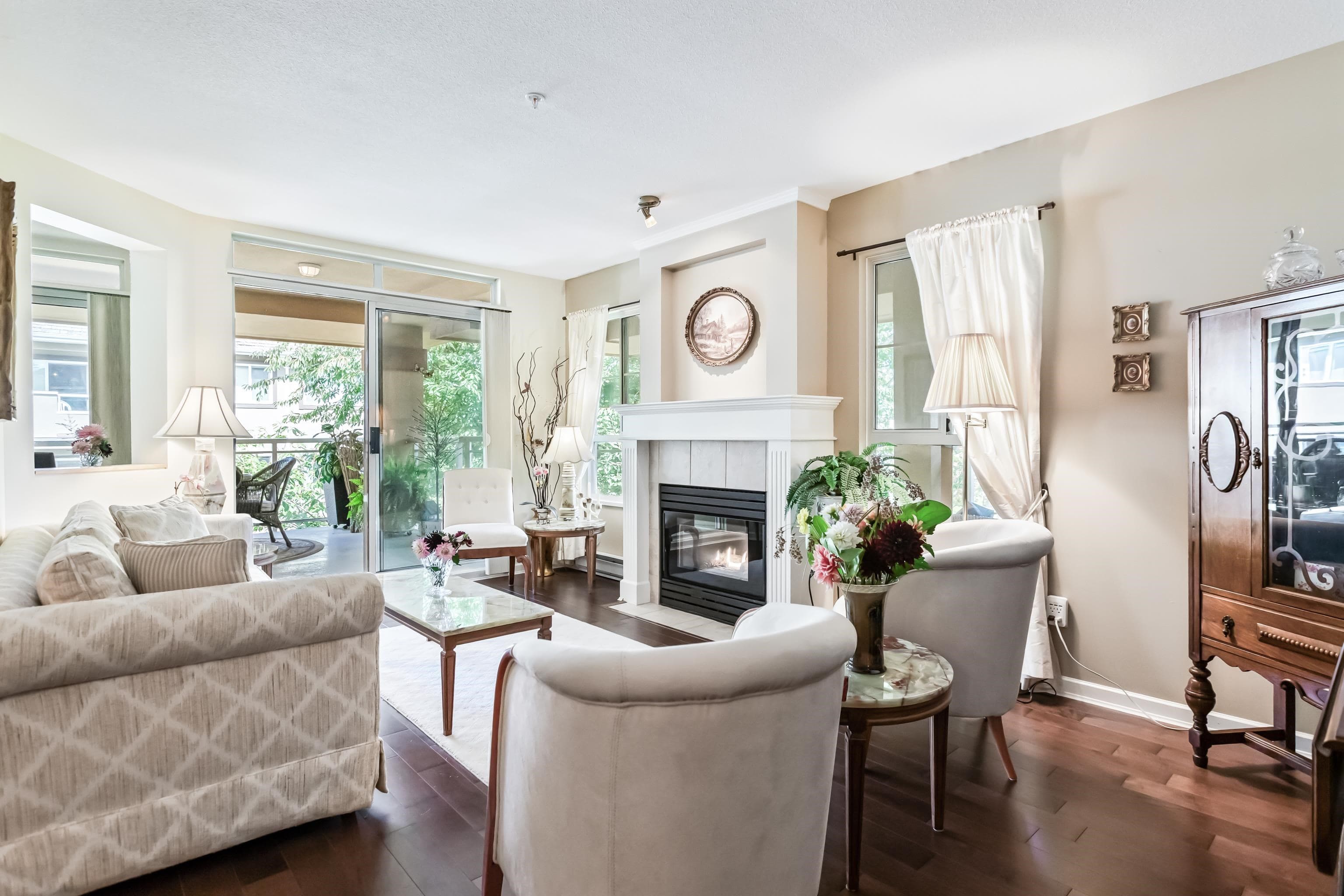 304 - 15155 22 Avenue, Surrey, V4A 9T4 — photo 2