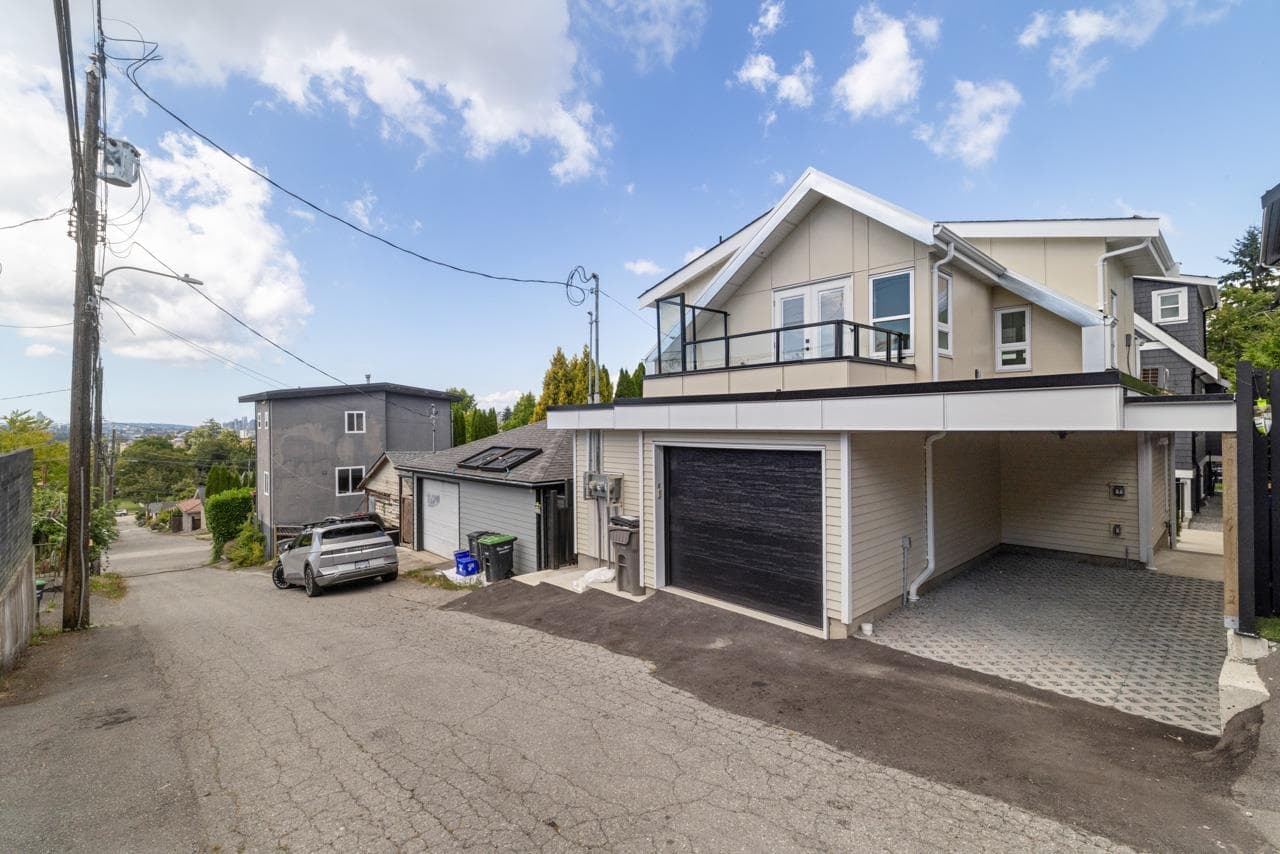 2020 E 4th Avenue, Vancouver, V5N 1K4 — photo 3