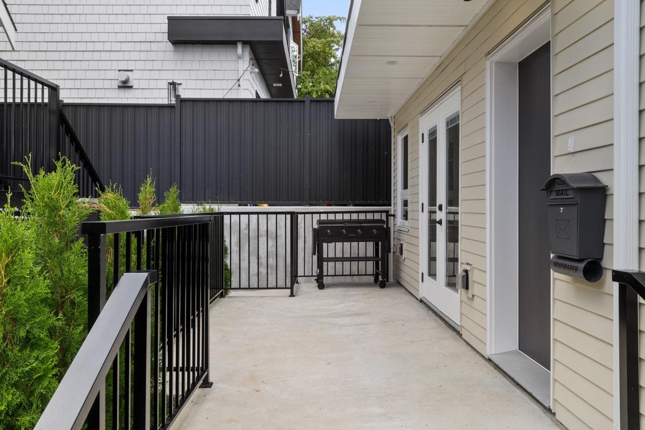 2020 E 4th Avenue, Vancouver, V5N 1K4 — photo 5