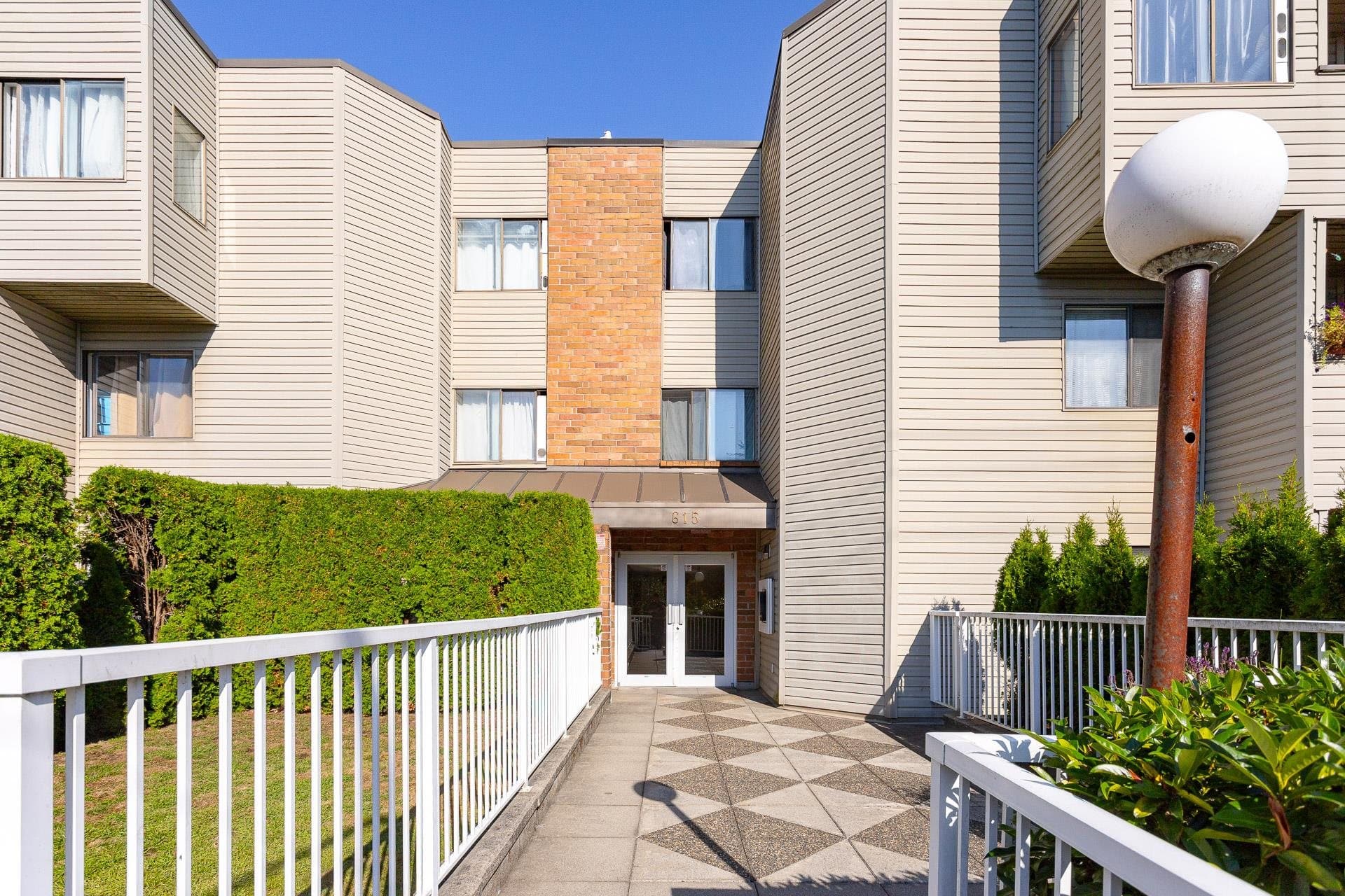 305 - 615 North Road, Coquitlam
