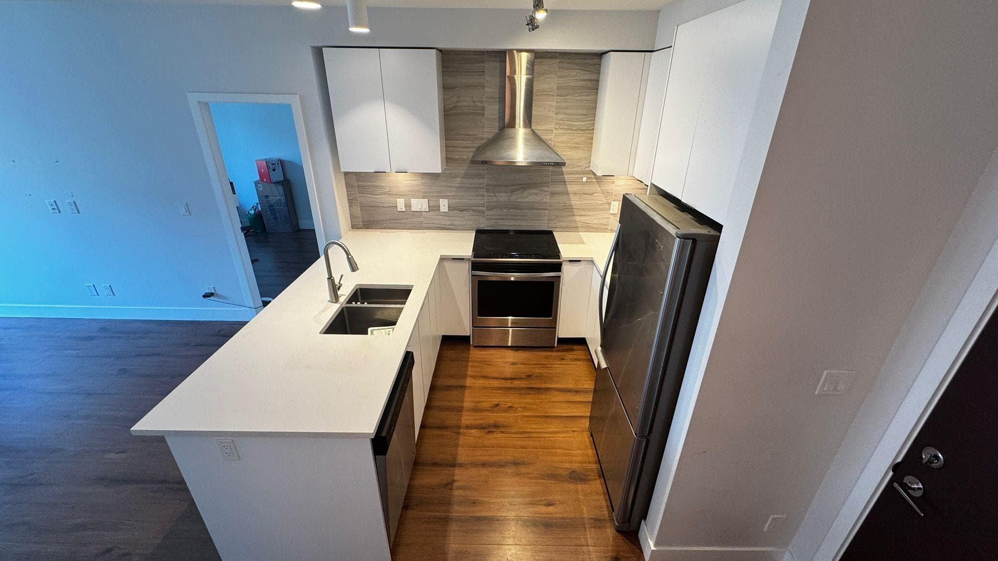 351 - 5355 Lane Street, Burnaby, V5H 0H1 — photo 5