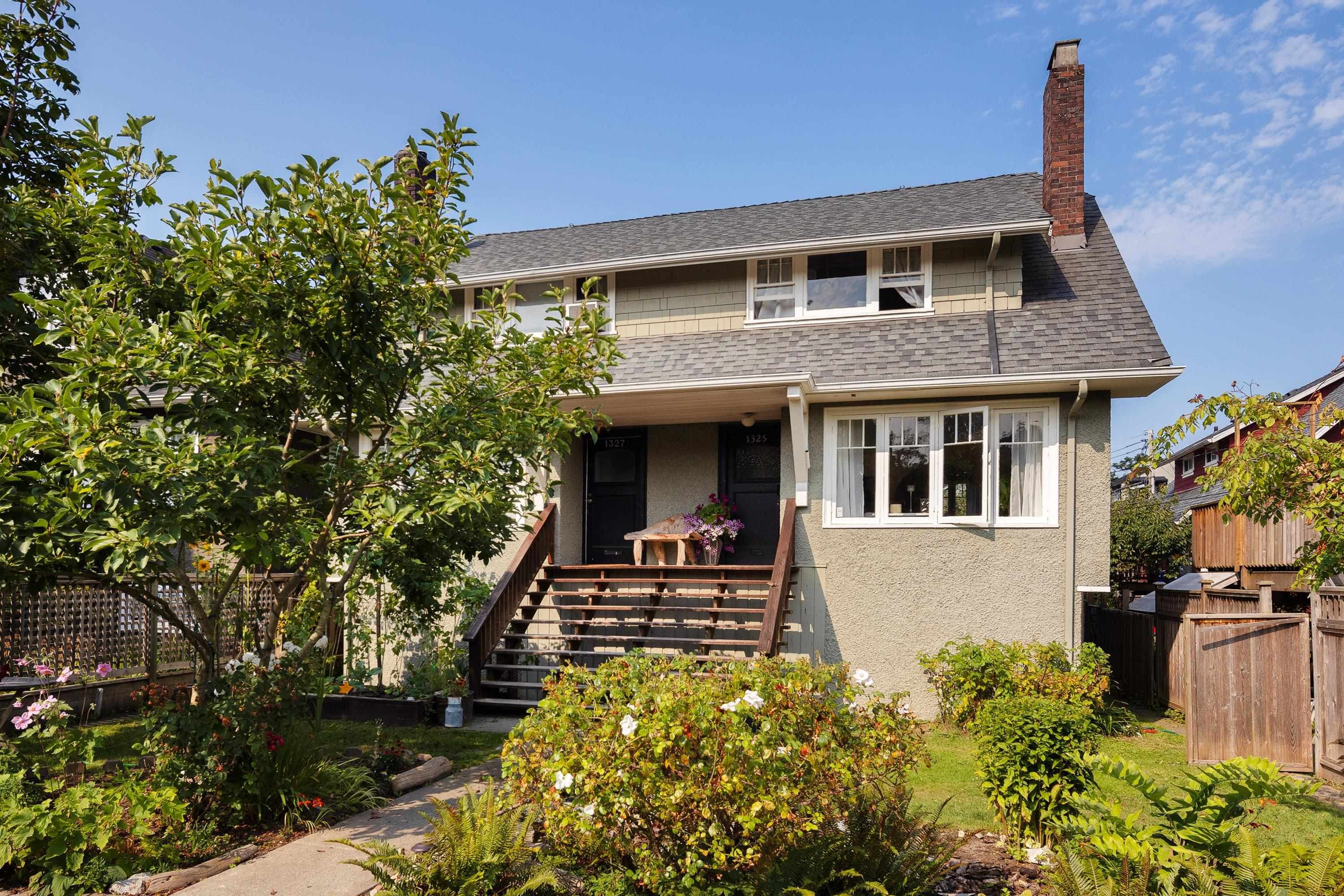 1325/27 Laburnum Street, Vancouver