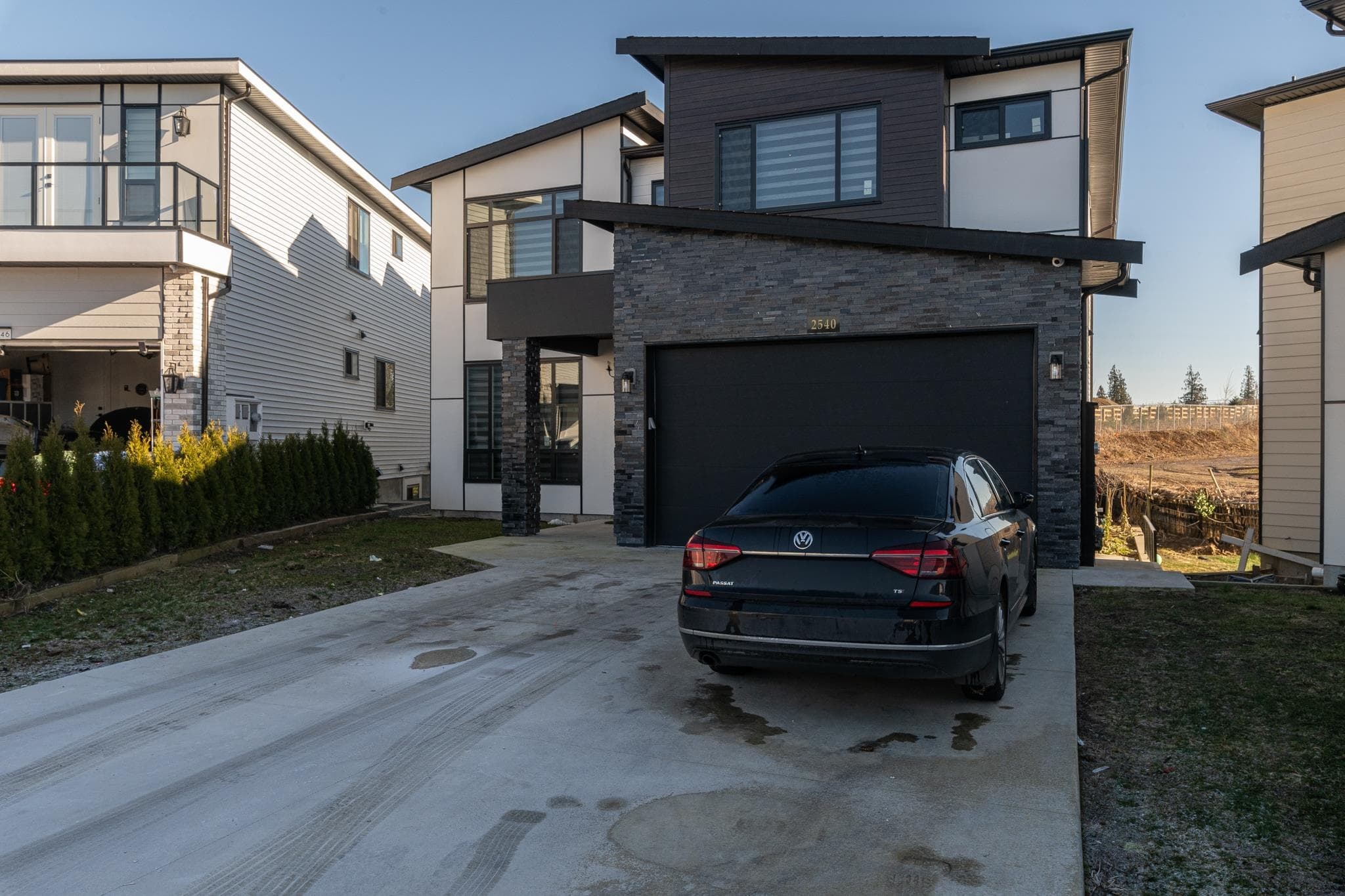 2540 Terminal Court, Abbotsford, V4X 1L9 — photo 2