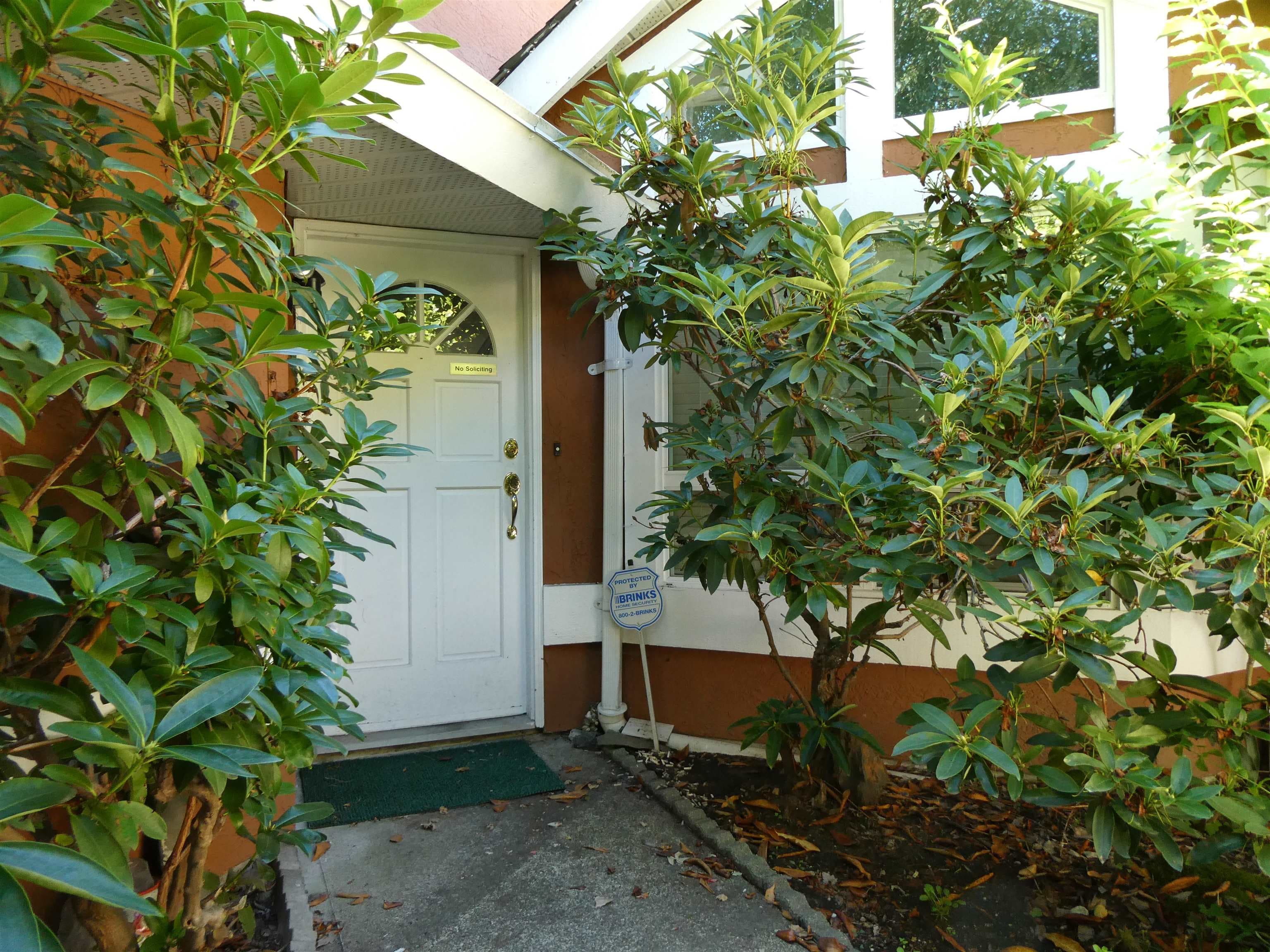 8631 Dolphin Court, Richmond, V6Y 3J7 — photo 2