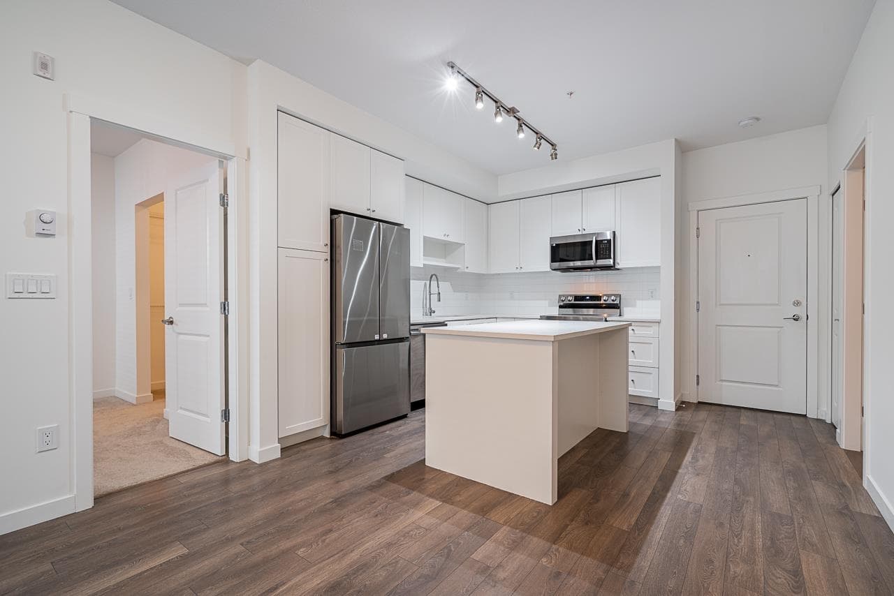 210 - 15825 85 Avenue, Surrey, V4N 6W9 — photo 3