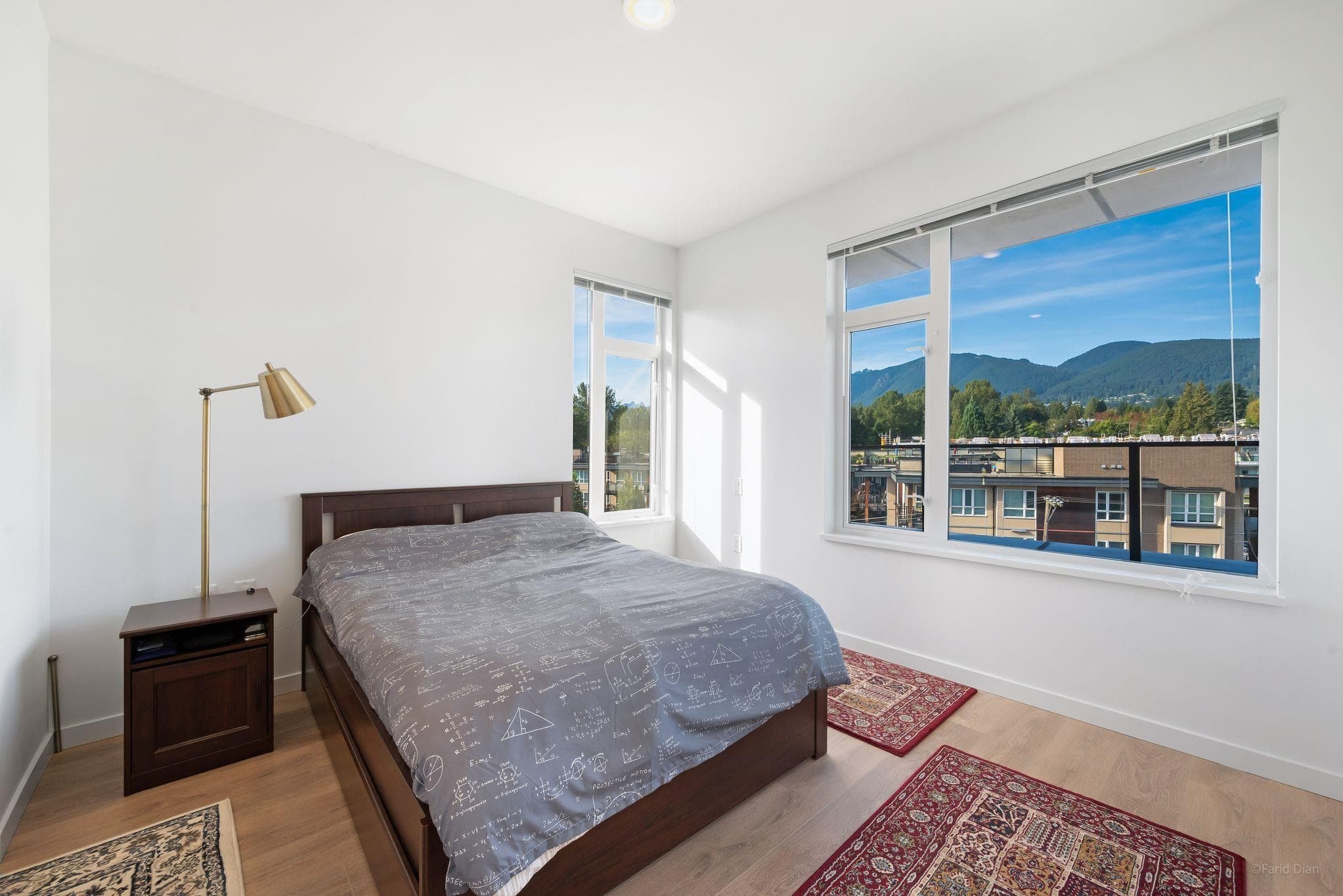 520 - 725 Marine Drive, North Vancouver, V7M 0G2 — photo 5