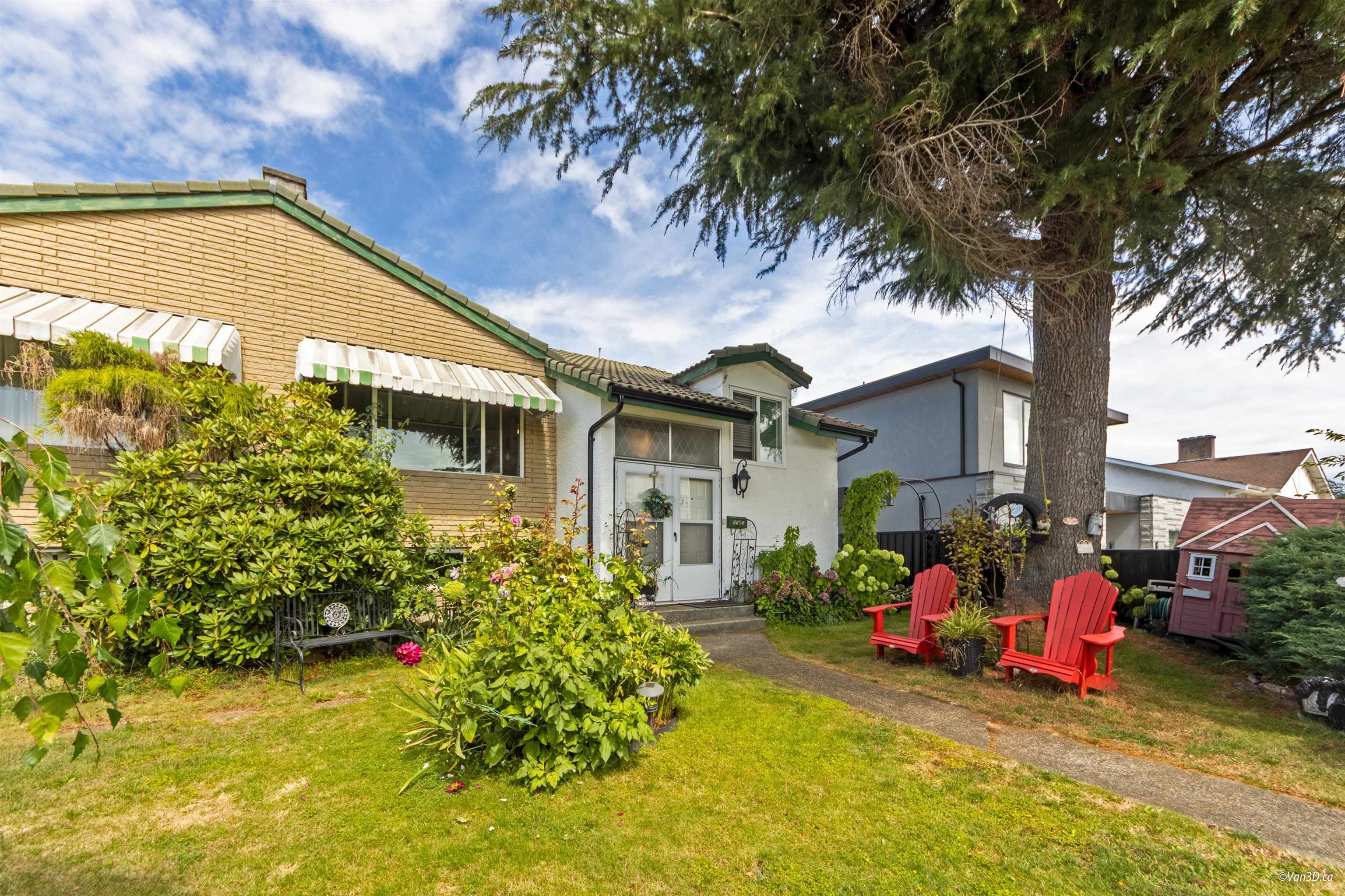 6593 Lochdale Street, Burnaby