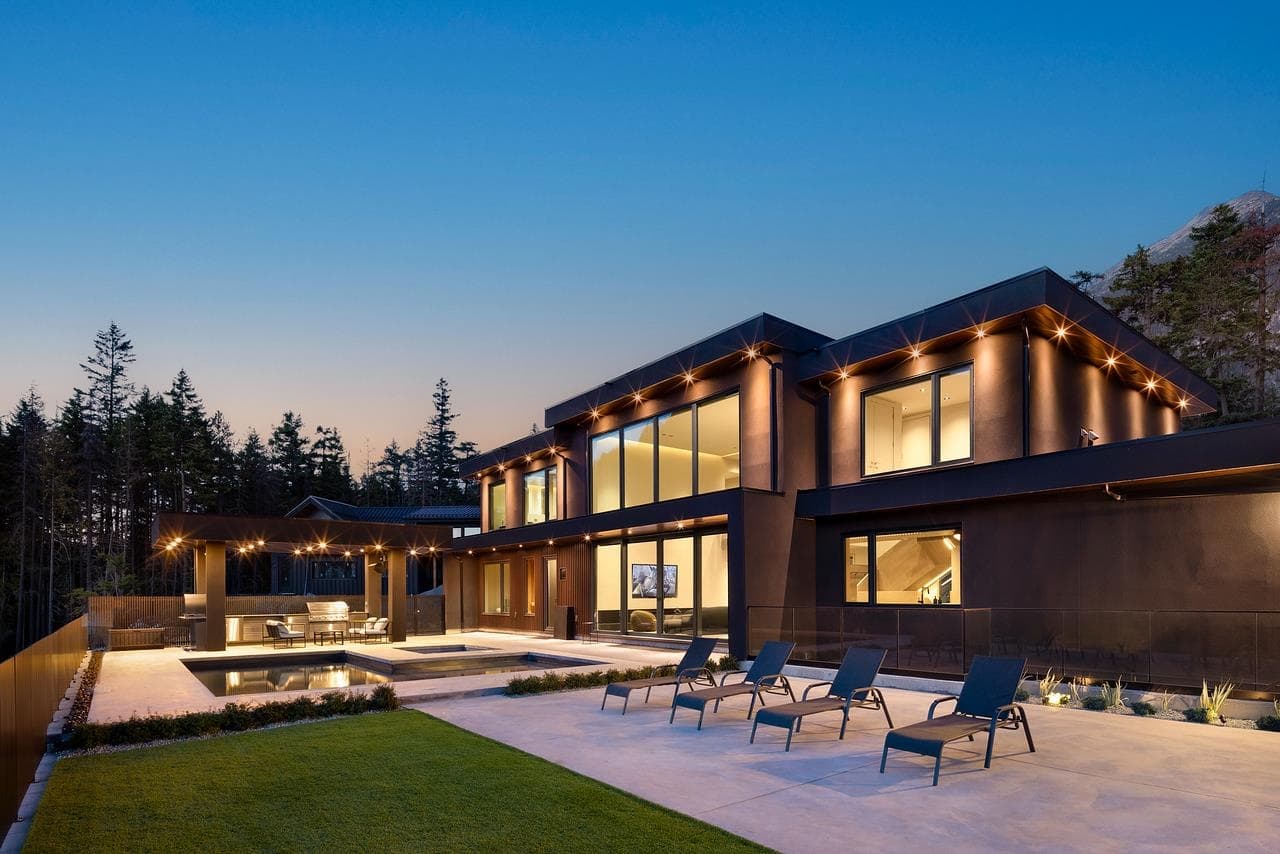9228 Wedgemount Plateau Drive, Whistler
