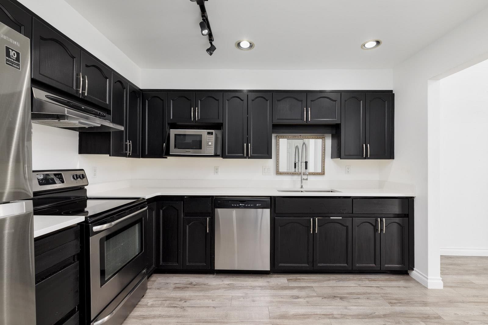 402B - 1210 Quayside Drive, New Westminster, V3M 6H1 — photo 5