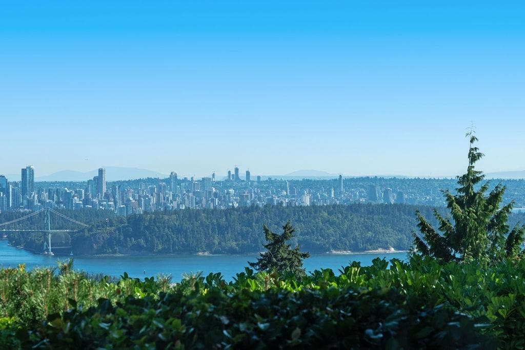 1373 Camwell Drive, West Vancouver, V7S 2M6 — photo 2