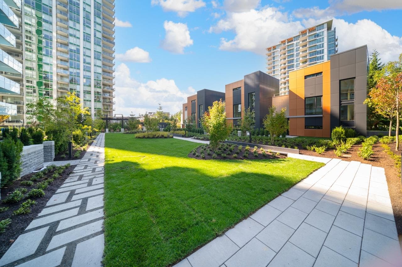 1902 - 5608 Berton Avenue, Vancouver, V6S 0M6 — photo 4