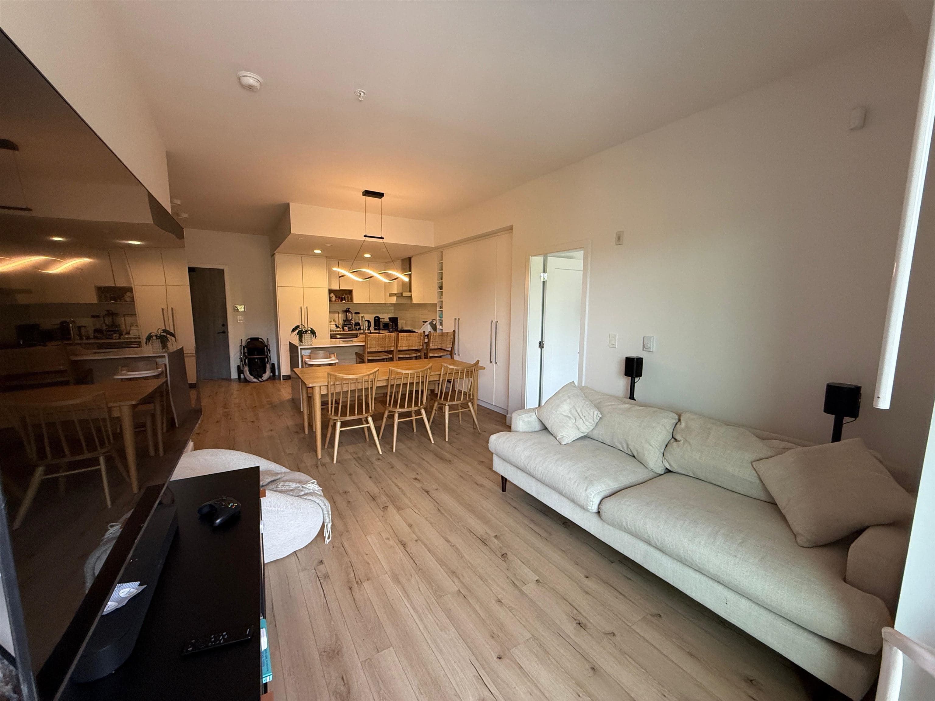 323 - 55 Klahanie Drive, Port Moody, V3H 0M9 — photo 3