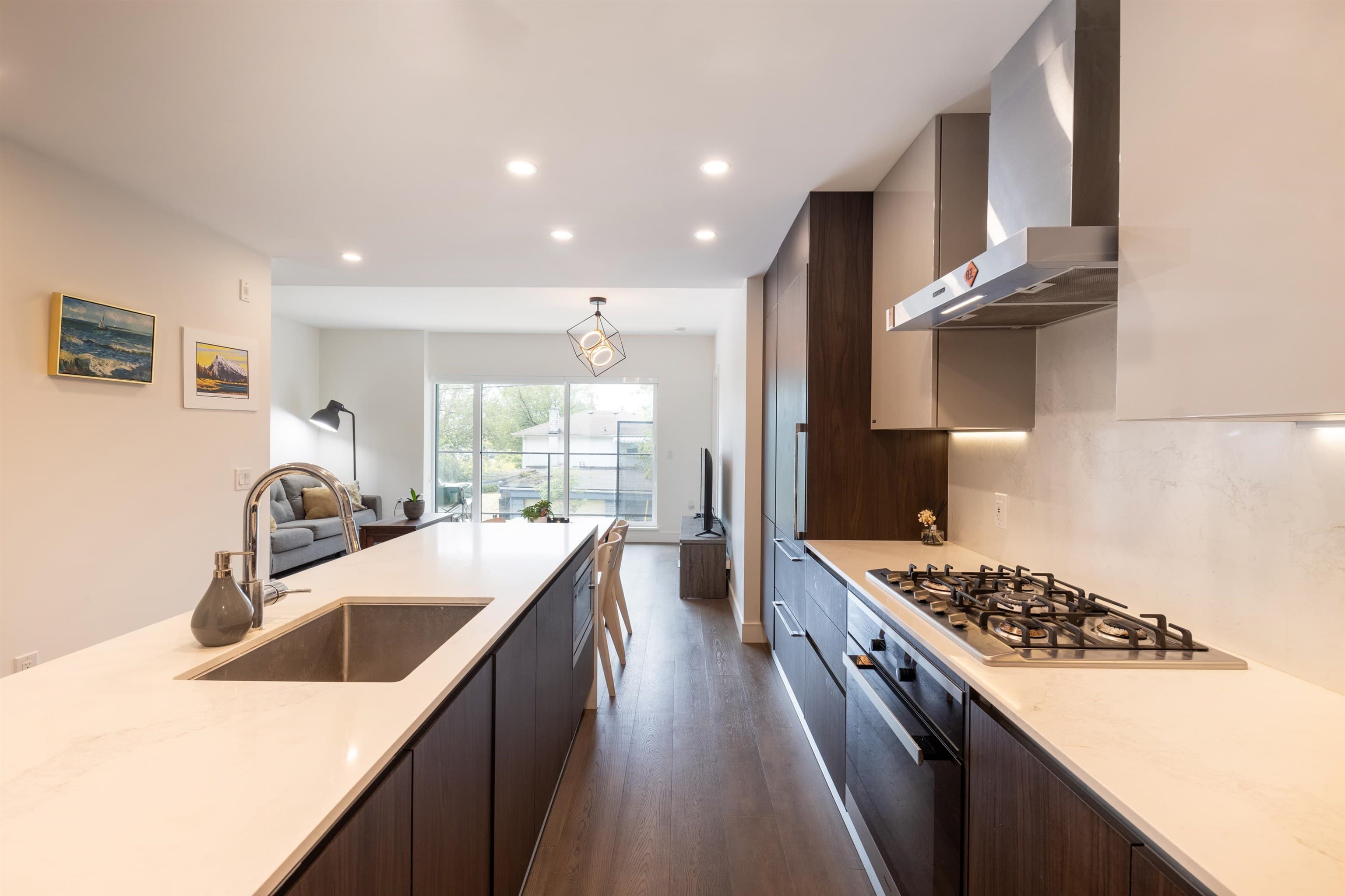 202 - 477 W 59th Avenue, Vancouver, V5X 1X4 — photo 4