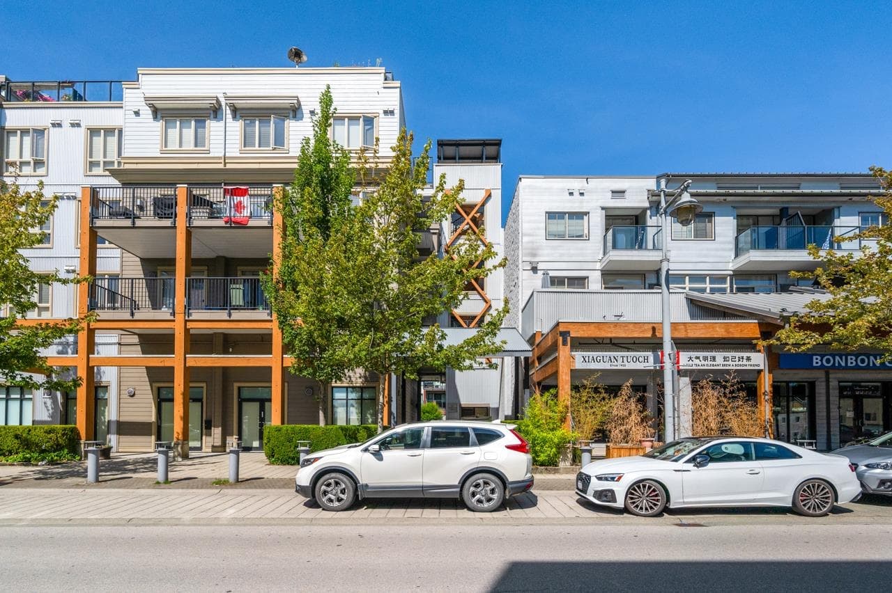 304 - 6077 London Road, Richmond