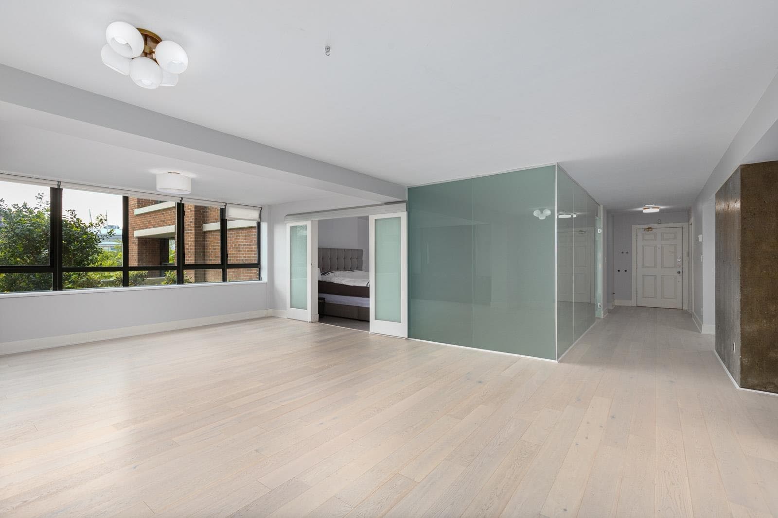 205 - 1128 Quebec Street, Vancouver, V6A 4E1 — photo 4