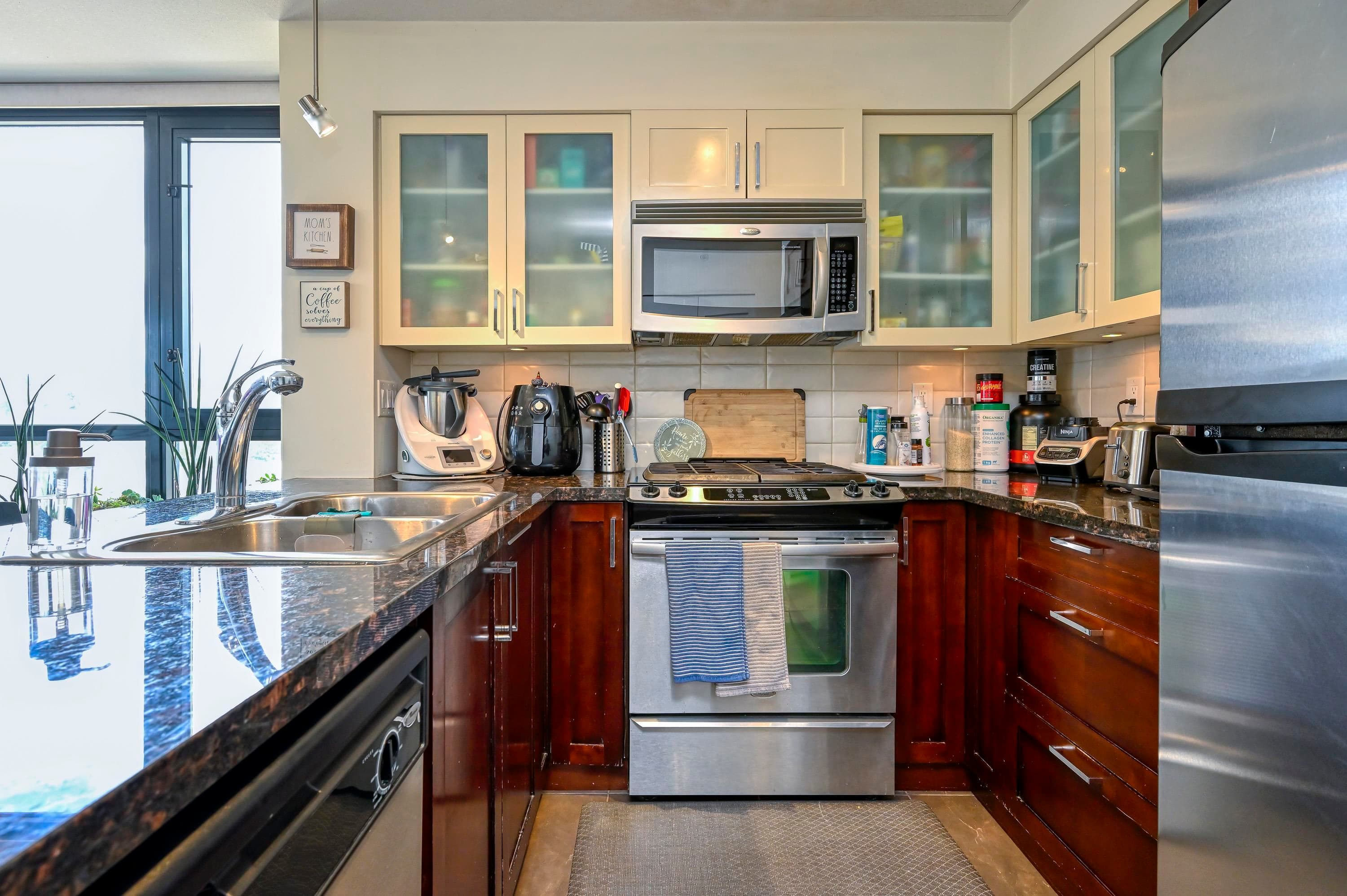 1307 - 1 Renaissance Square, New Westminster, V3M 0B6 — photo 4