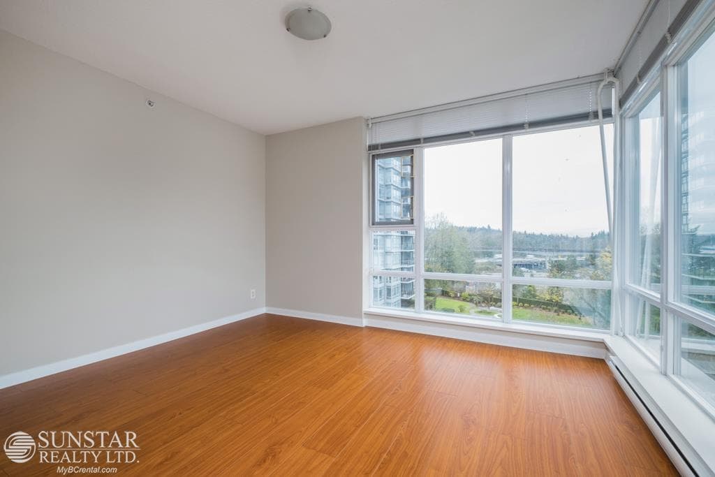 606 - 575 Delestre Avenue, Coquitlam, V3K 0A9 — photo 5