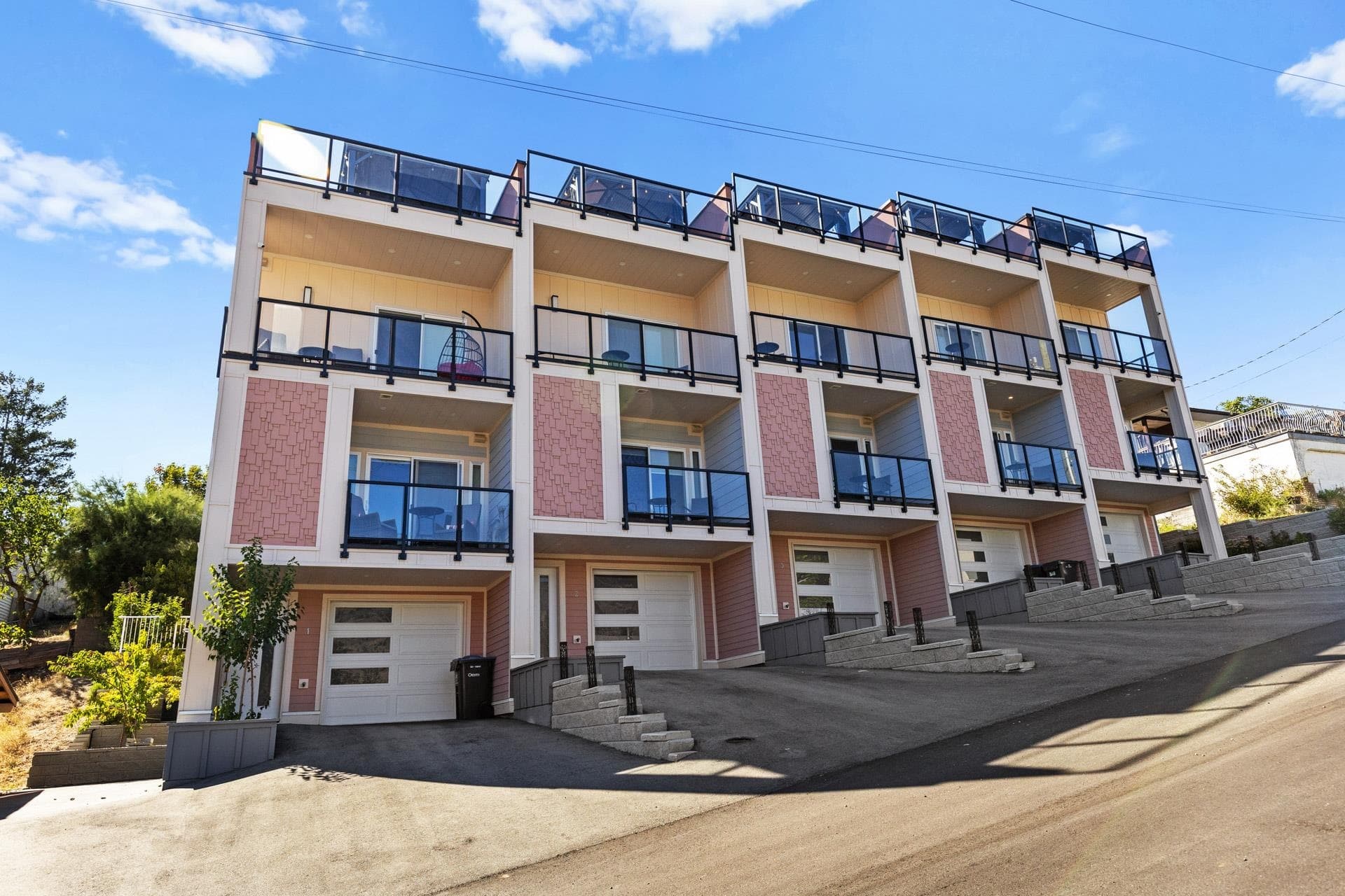 3 - 18 Loon Crescent, No City Value, V0H 1V1 — photo 2