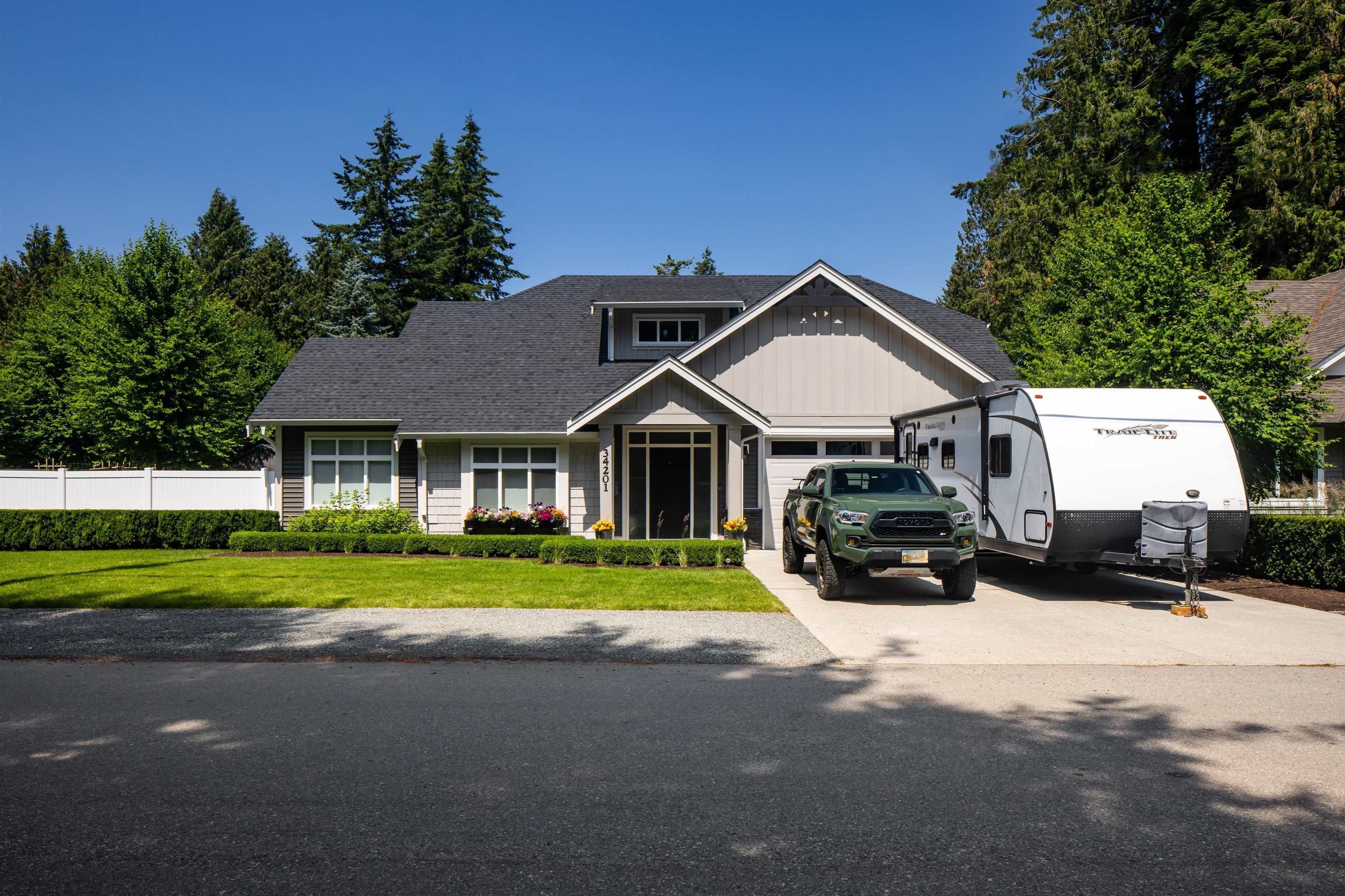 34201 Woodbine Crescent, Abbotsford
