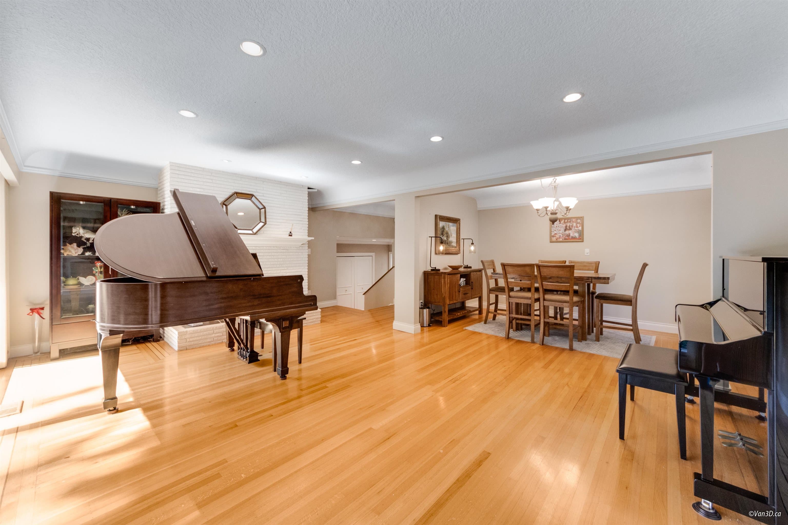 651 Kenwood Road, West Vancouver, V7S 1S7 — photo 3