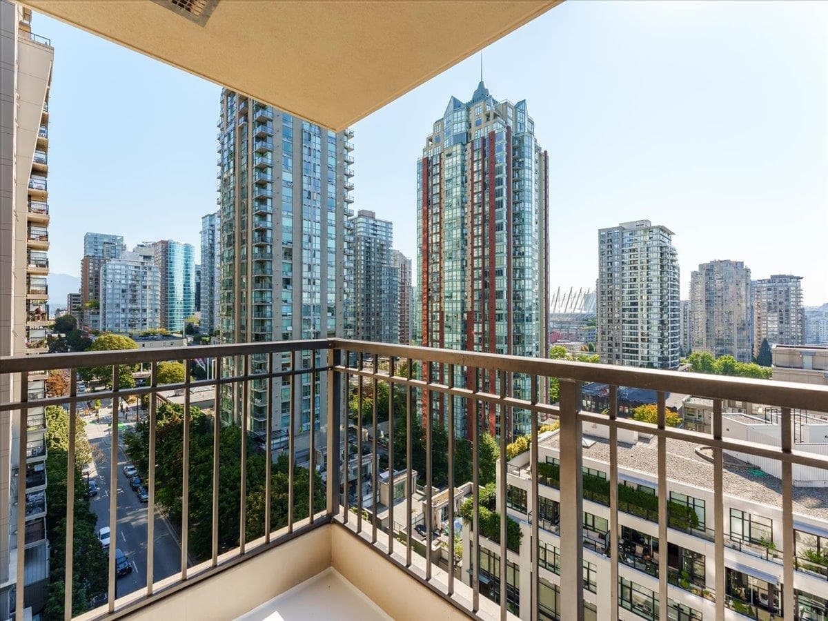 1406 - 989 Richards Street, Vancouver, V6B 6R6 — photo 5