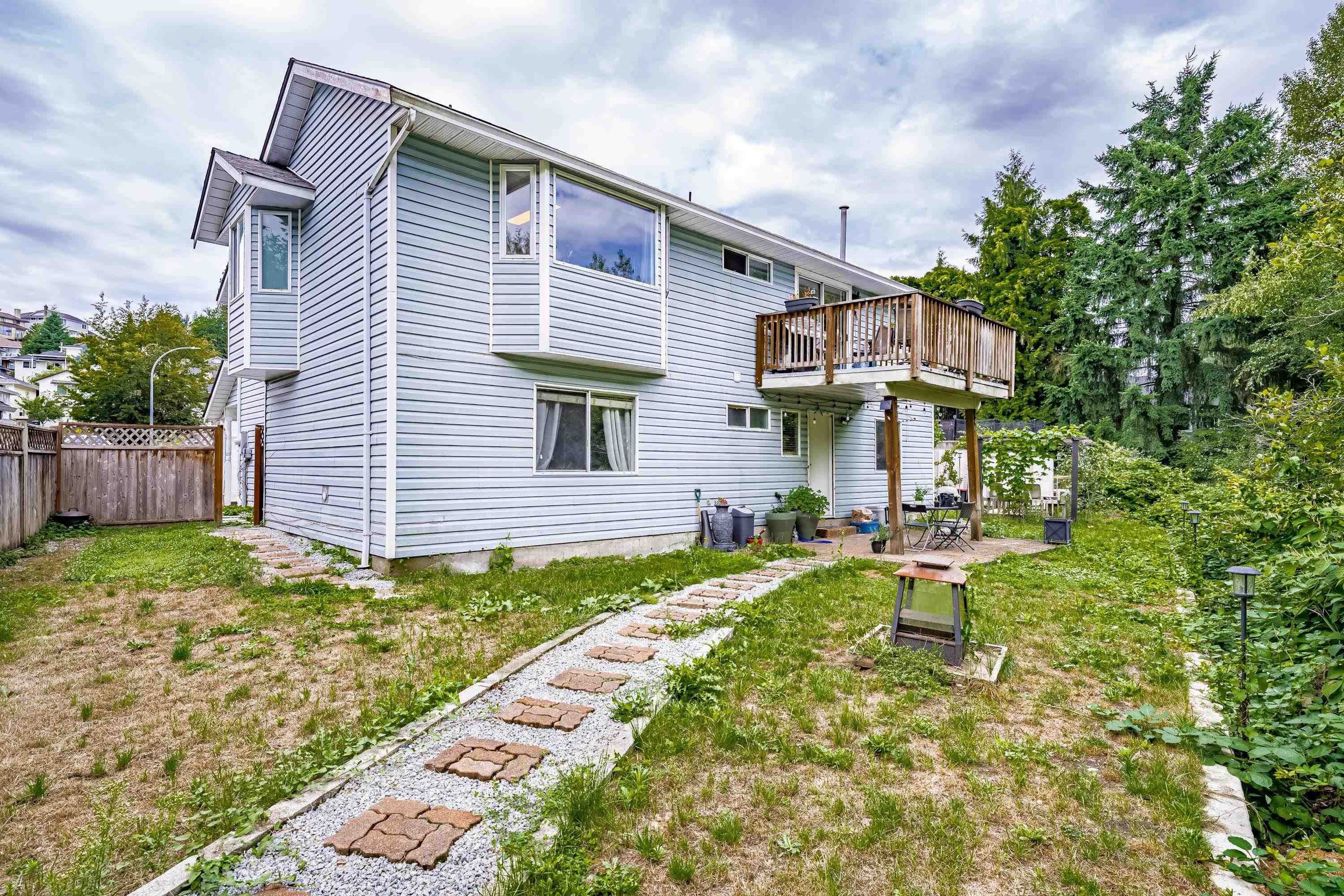 2025 Poel Place, Port Coquitlam, V3C 5H9 — photo 2