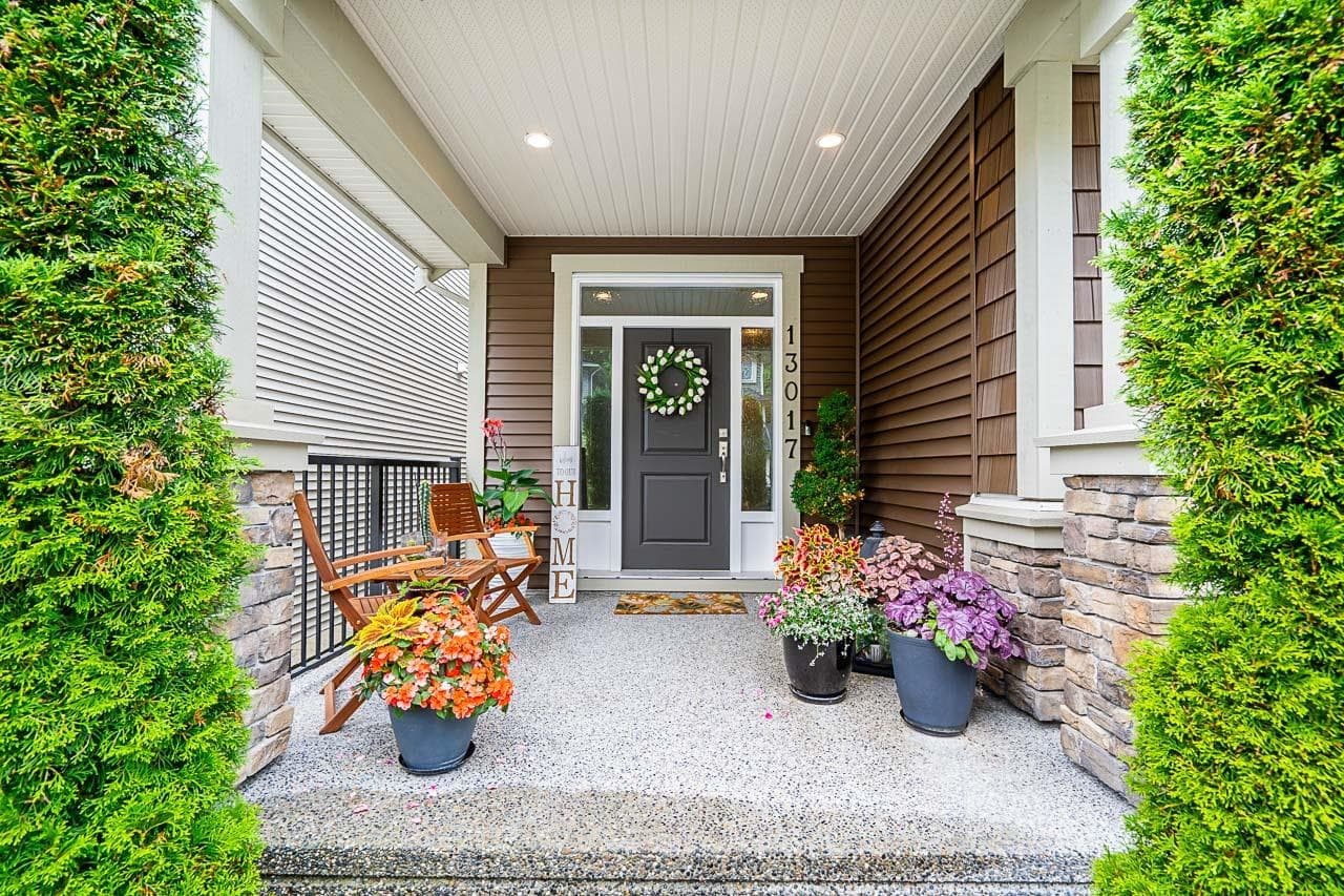 13017 237a Street, Maple Ridge, V4R 2S4 — photo 2