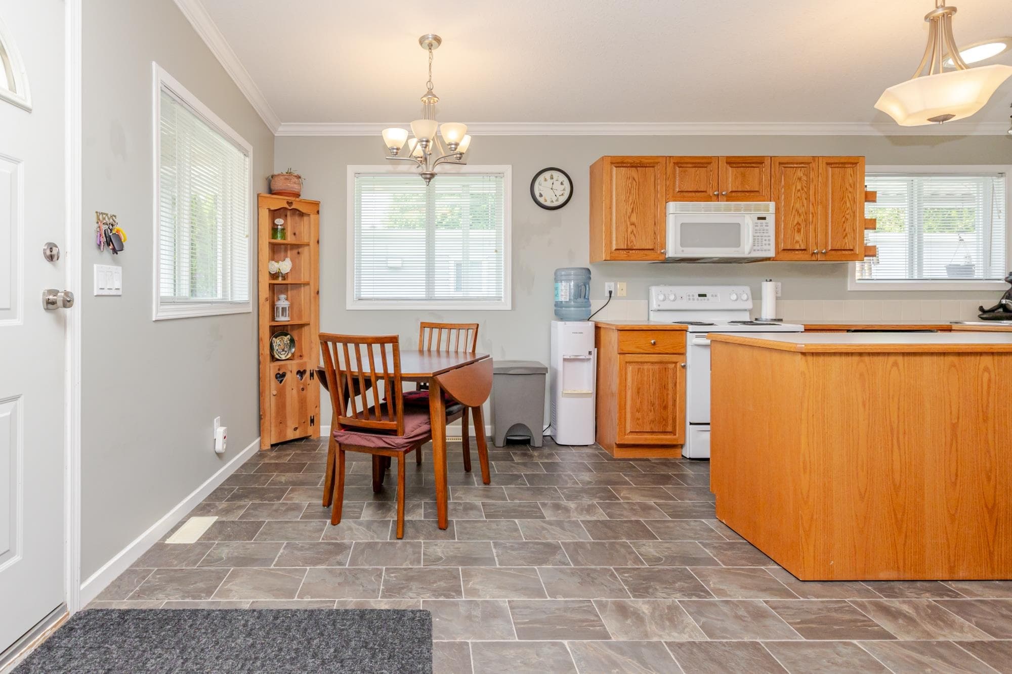 182 - 1840 160 Street, Surrey, V4A 4X4 — photo 3