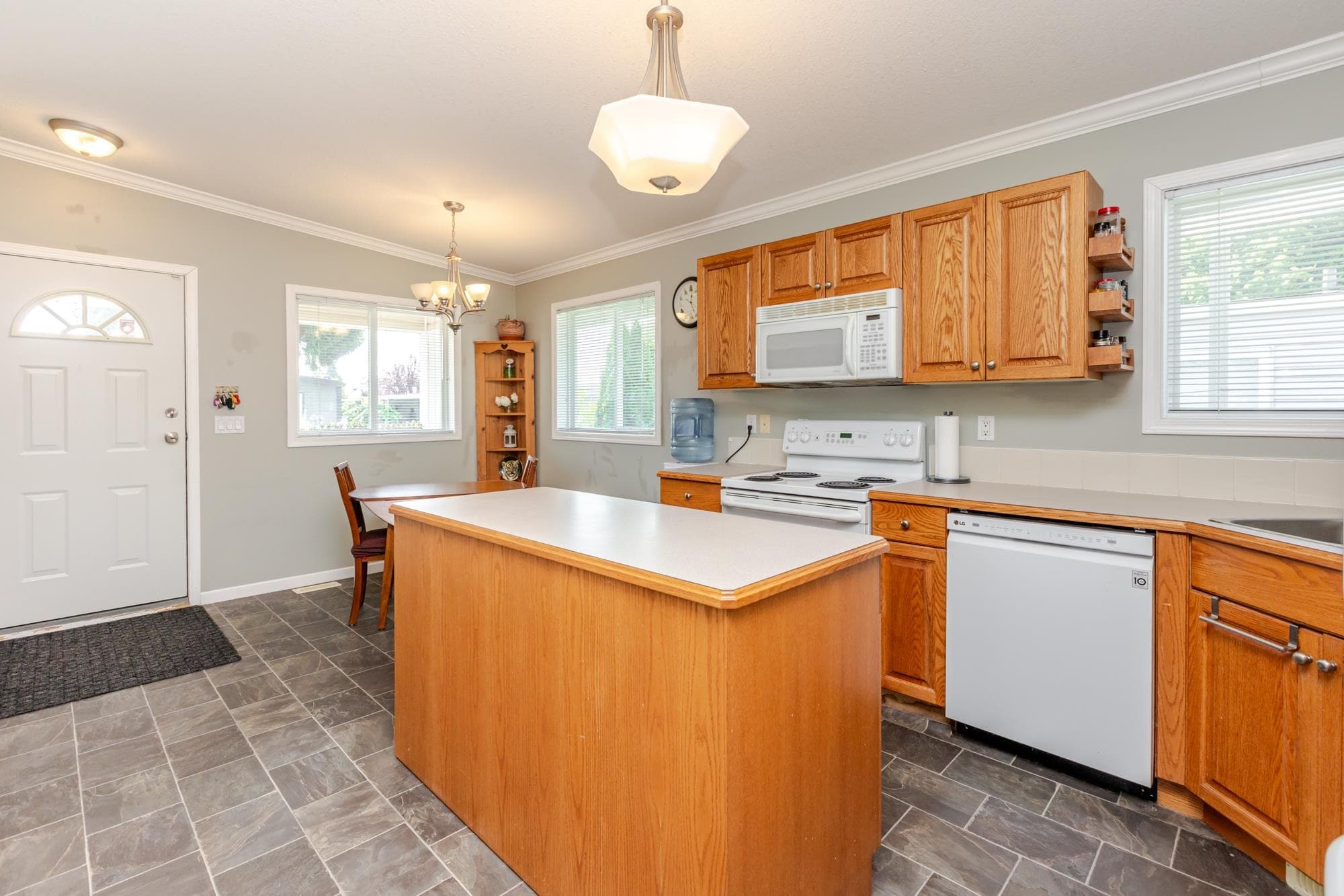 182 - 1840 160 Street, Surrey, V4A 4X4 — photo 5