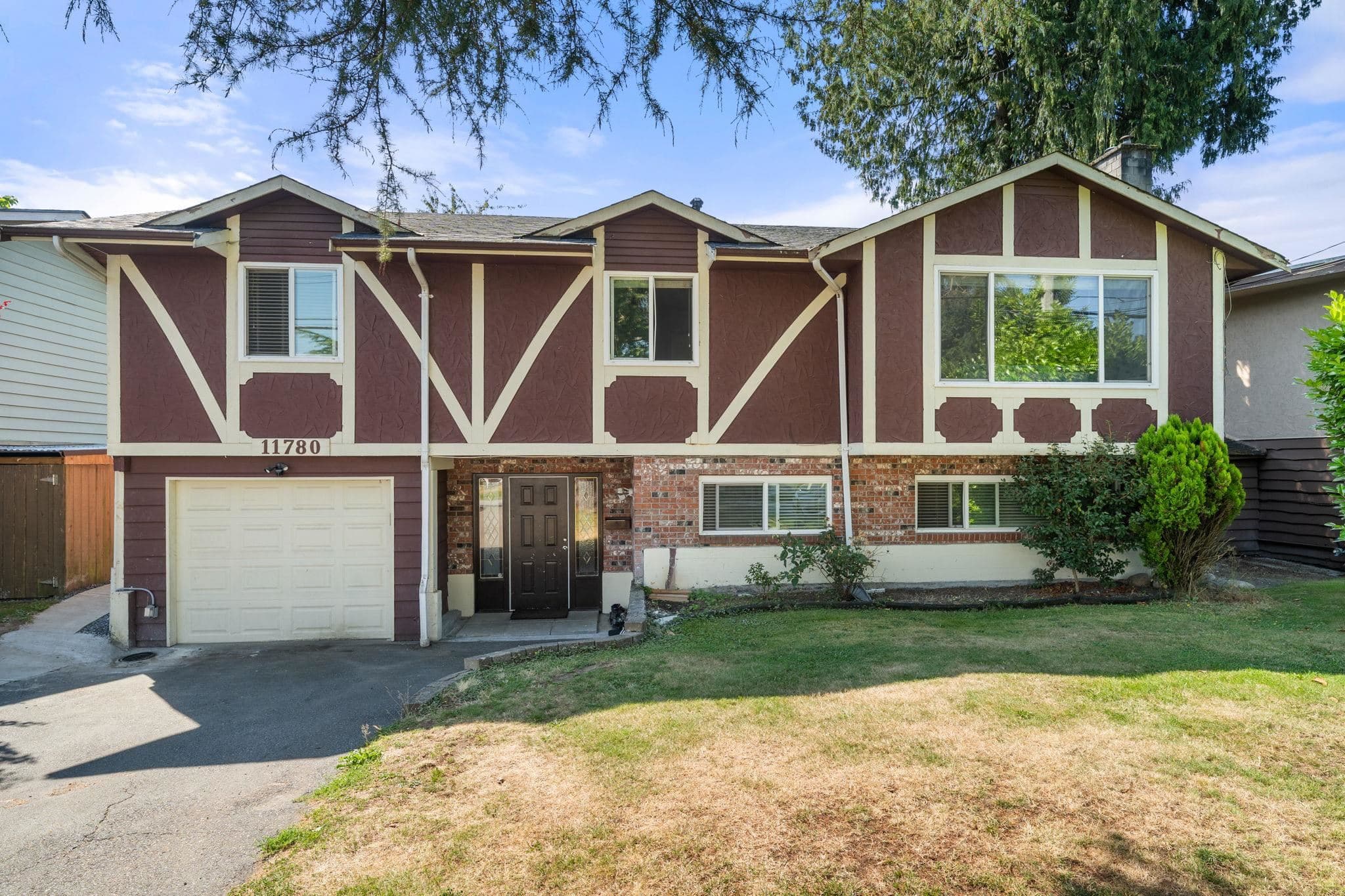 11780 85a Avenue, Delta