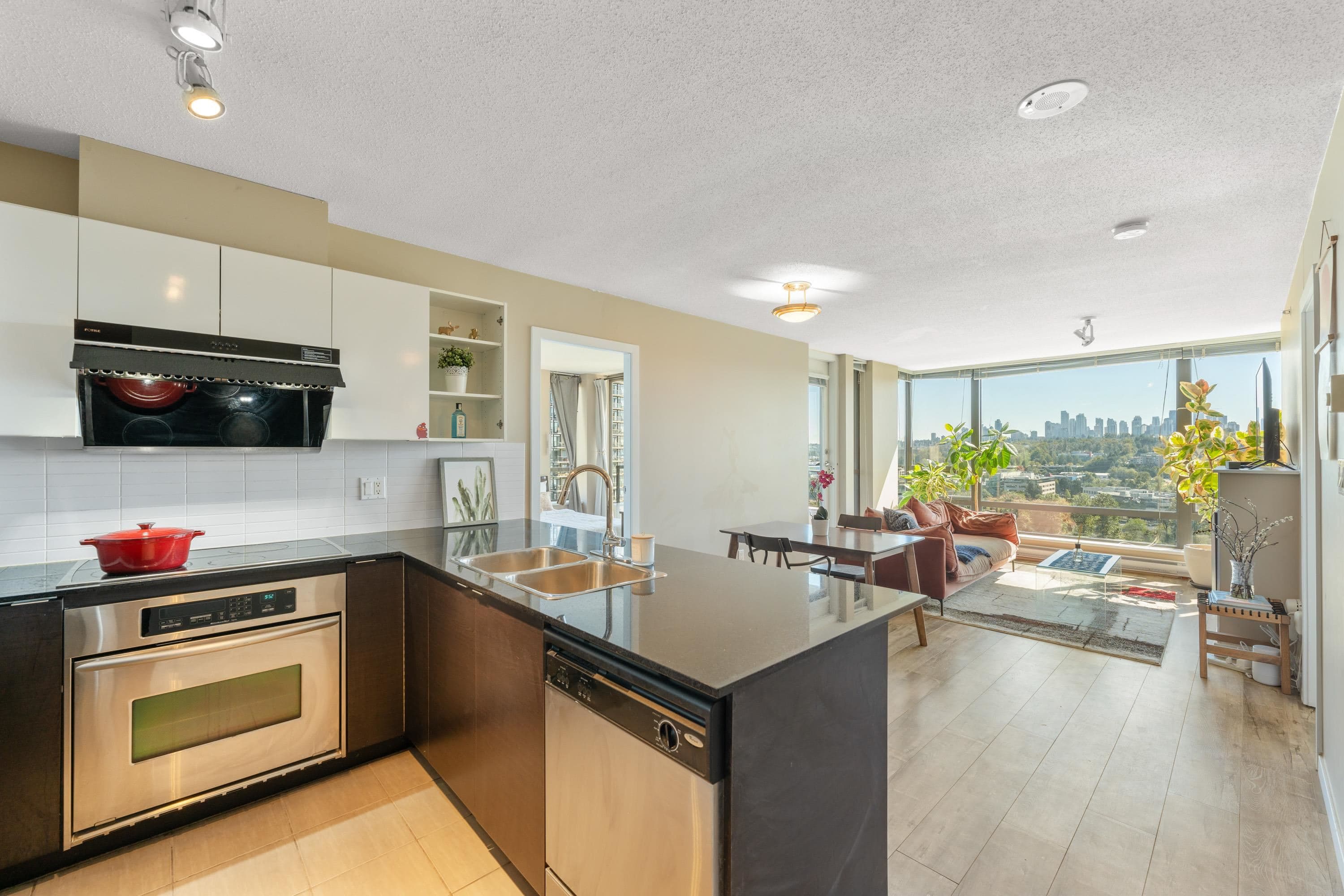1806 - 4178 Dawson Street, Burnaby, V5C 4B3 — photo 2