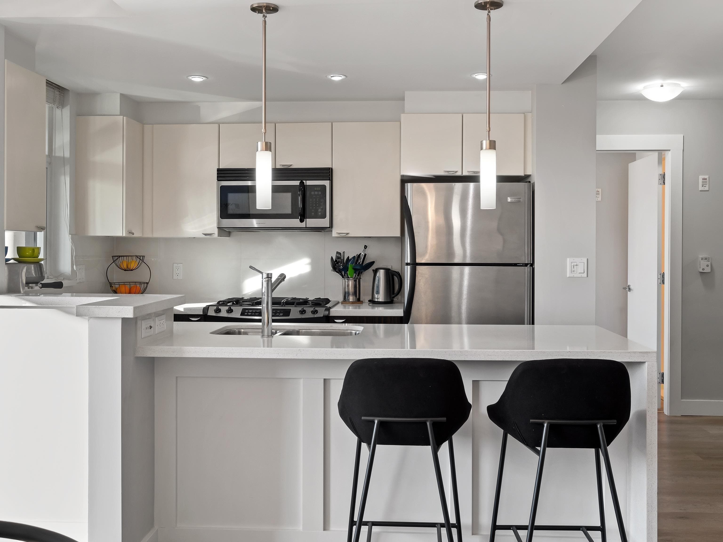 308 - 160 W 3rd Street, North Vancouver, V7M 0A9 — photo 4