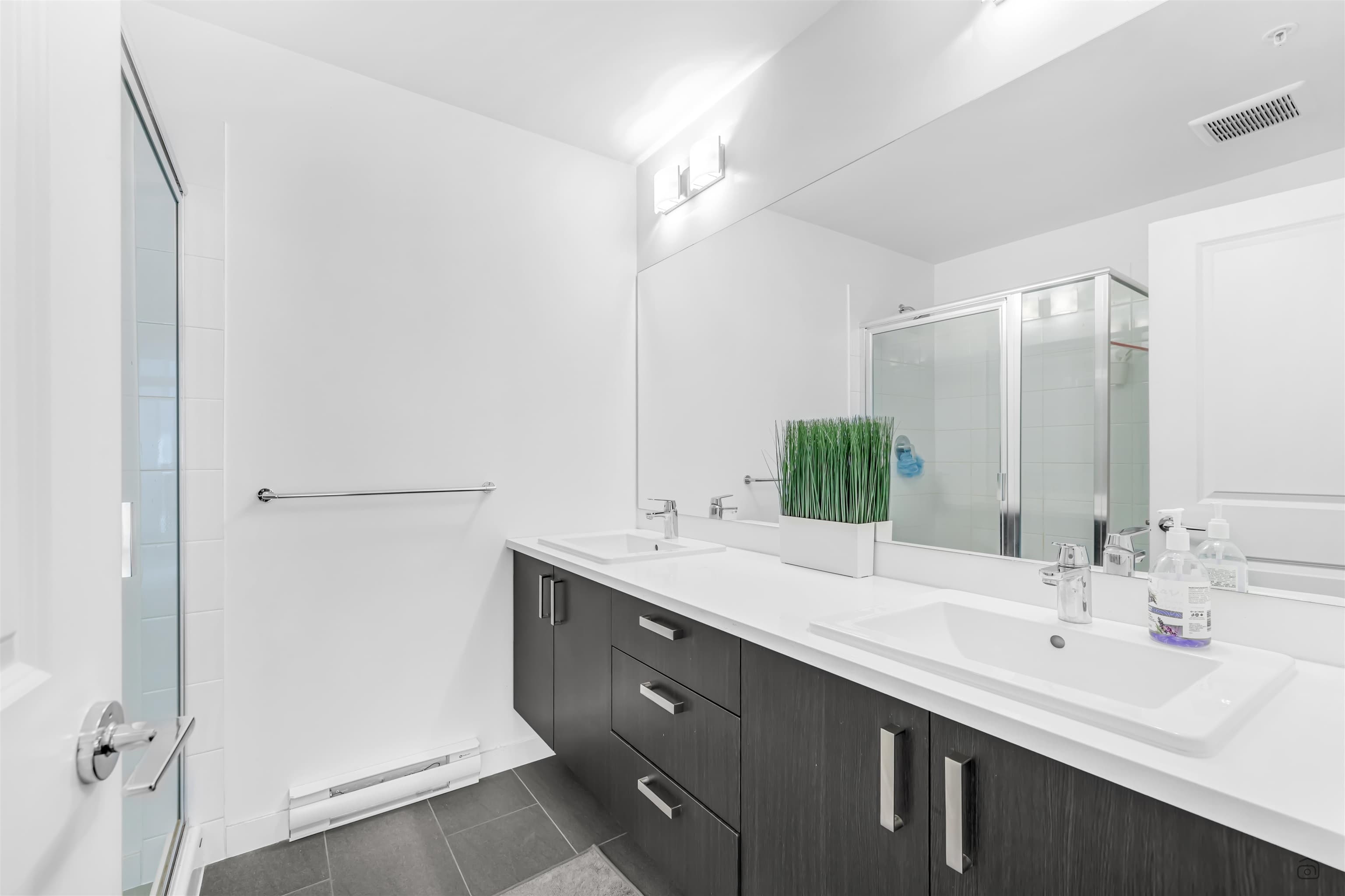 316 - 15858 Fraser Highway, Surrey, V4N 6X4 — photo 4