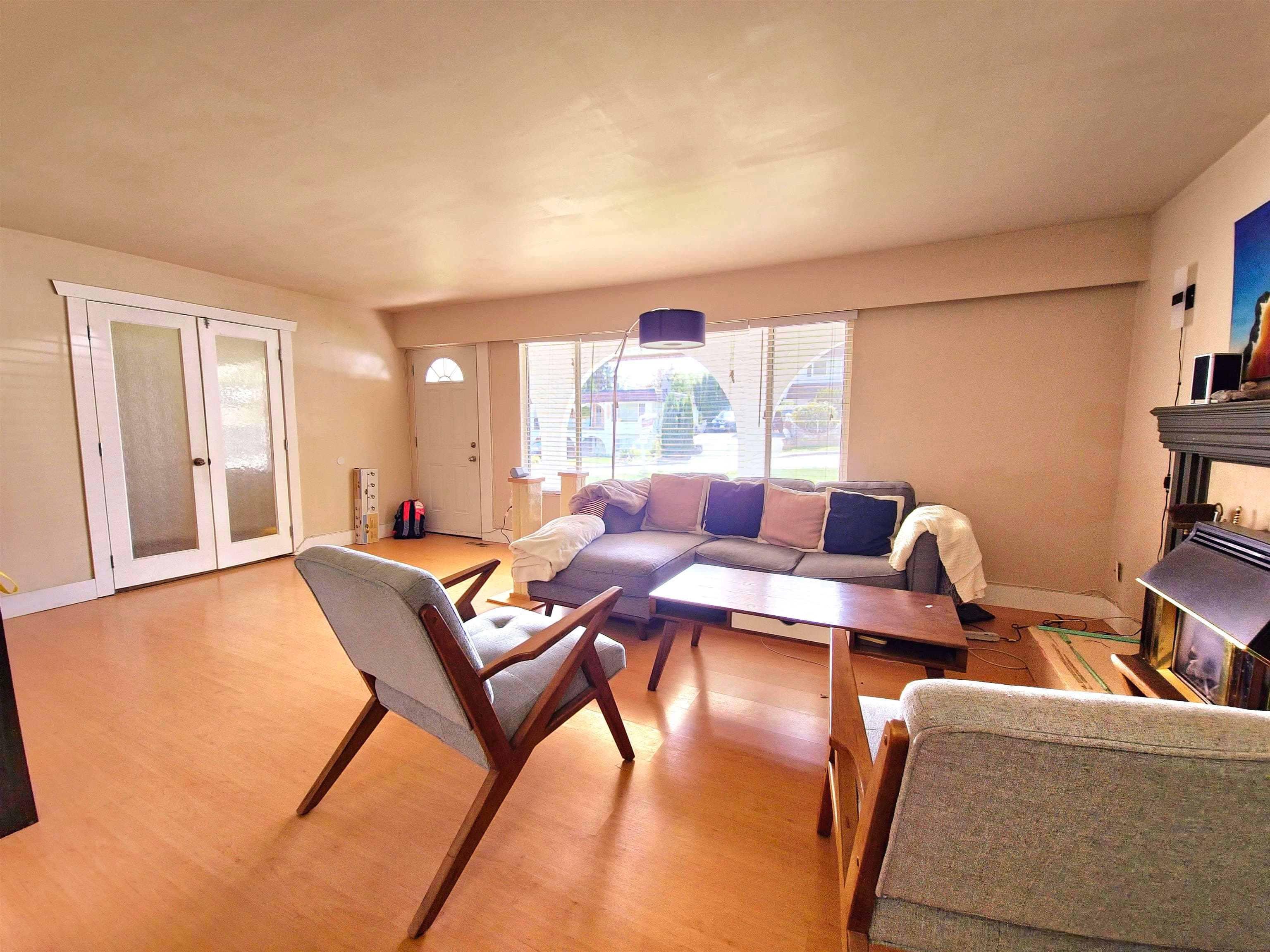 5685 Forest Street, Burnaby, V5G 1X5 — photo 4