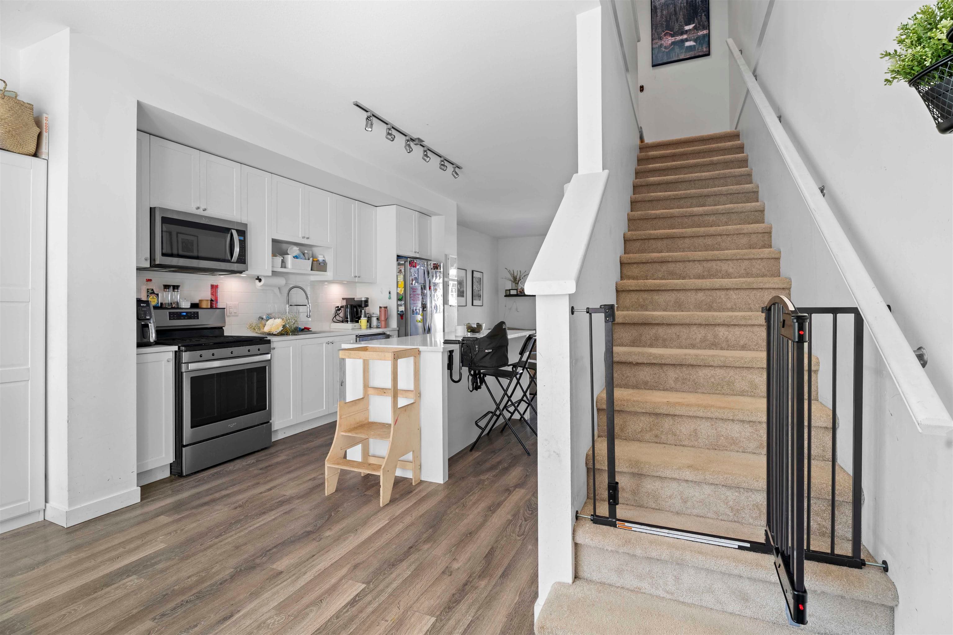 8 - 16678 25 Avenue, Surrey, V3Z 0Z2 — photo 5