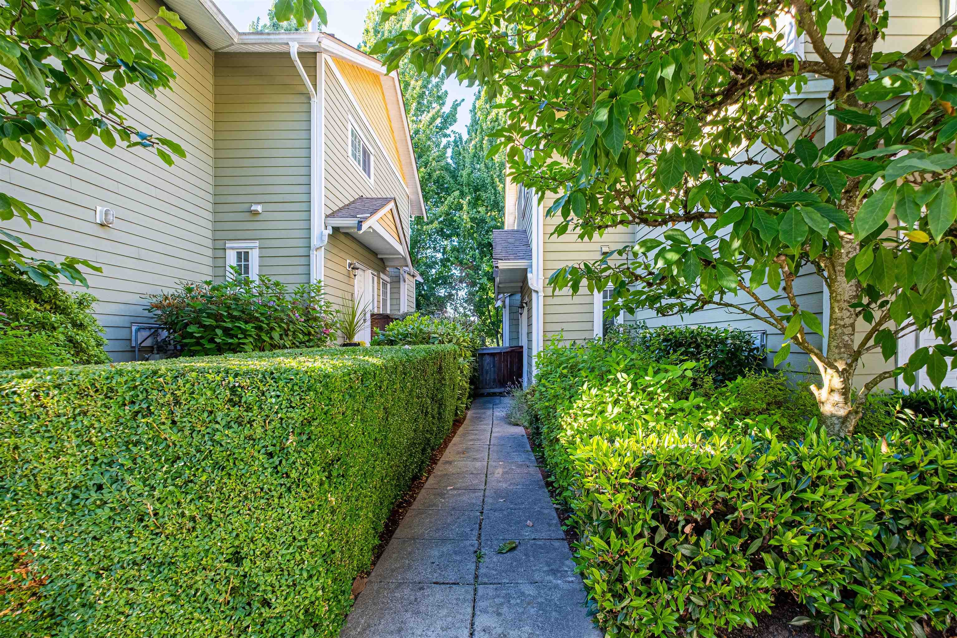 25 - 6110 138 Street, Surrey, V3X 3V6 — photo 2