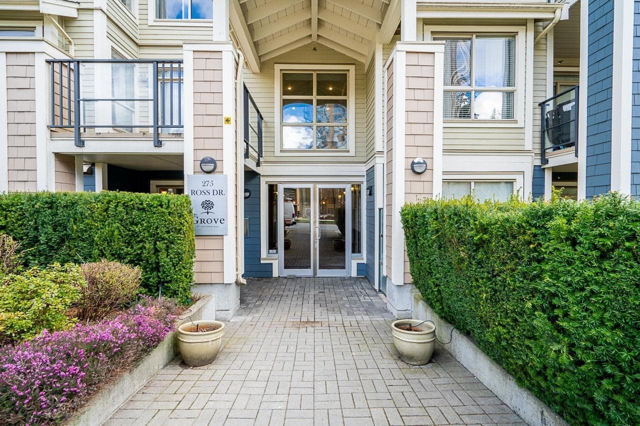 301 - 275 Ross Drive, New Westminster, V3L 0B6 — photo 4