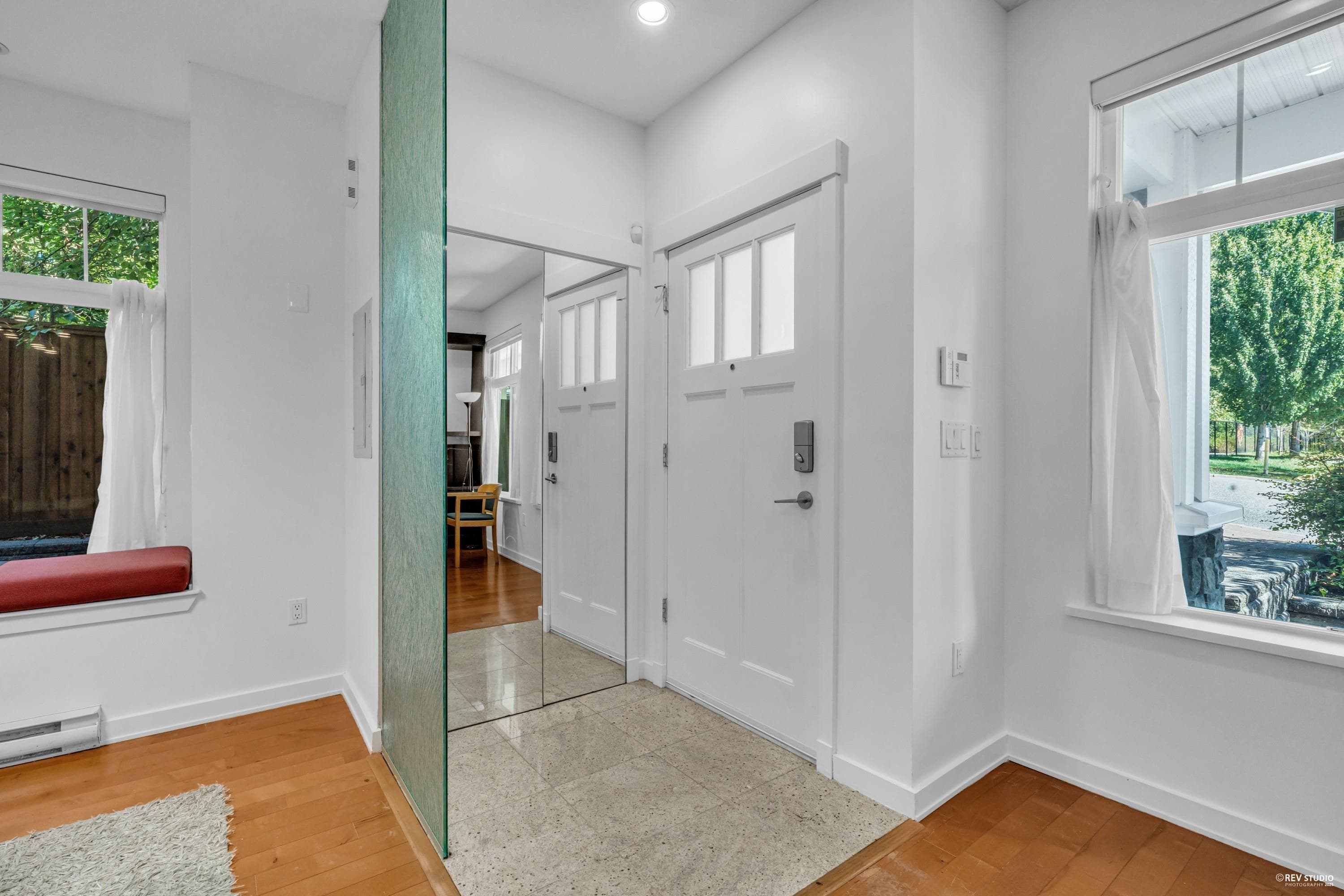 7401 Columbia Street, Vancouver, V5X 4X4 — photo 2
